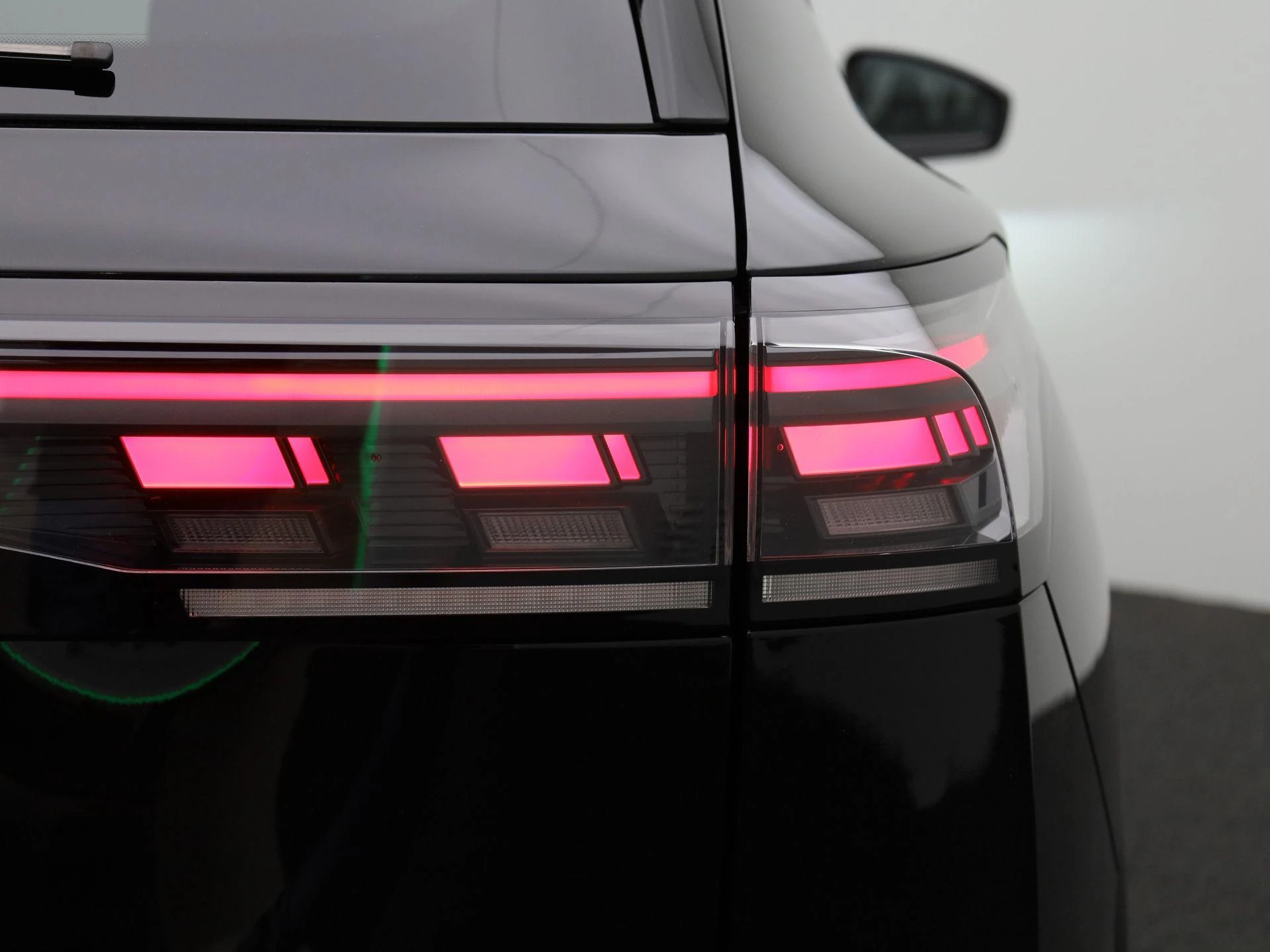 Volkswagen Tiguan 1.5 eHybrid R-Line Edition 204 PK|