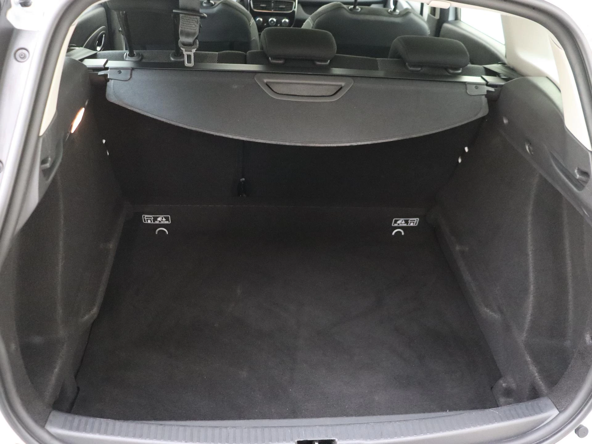 Renault-Clio-image-23