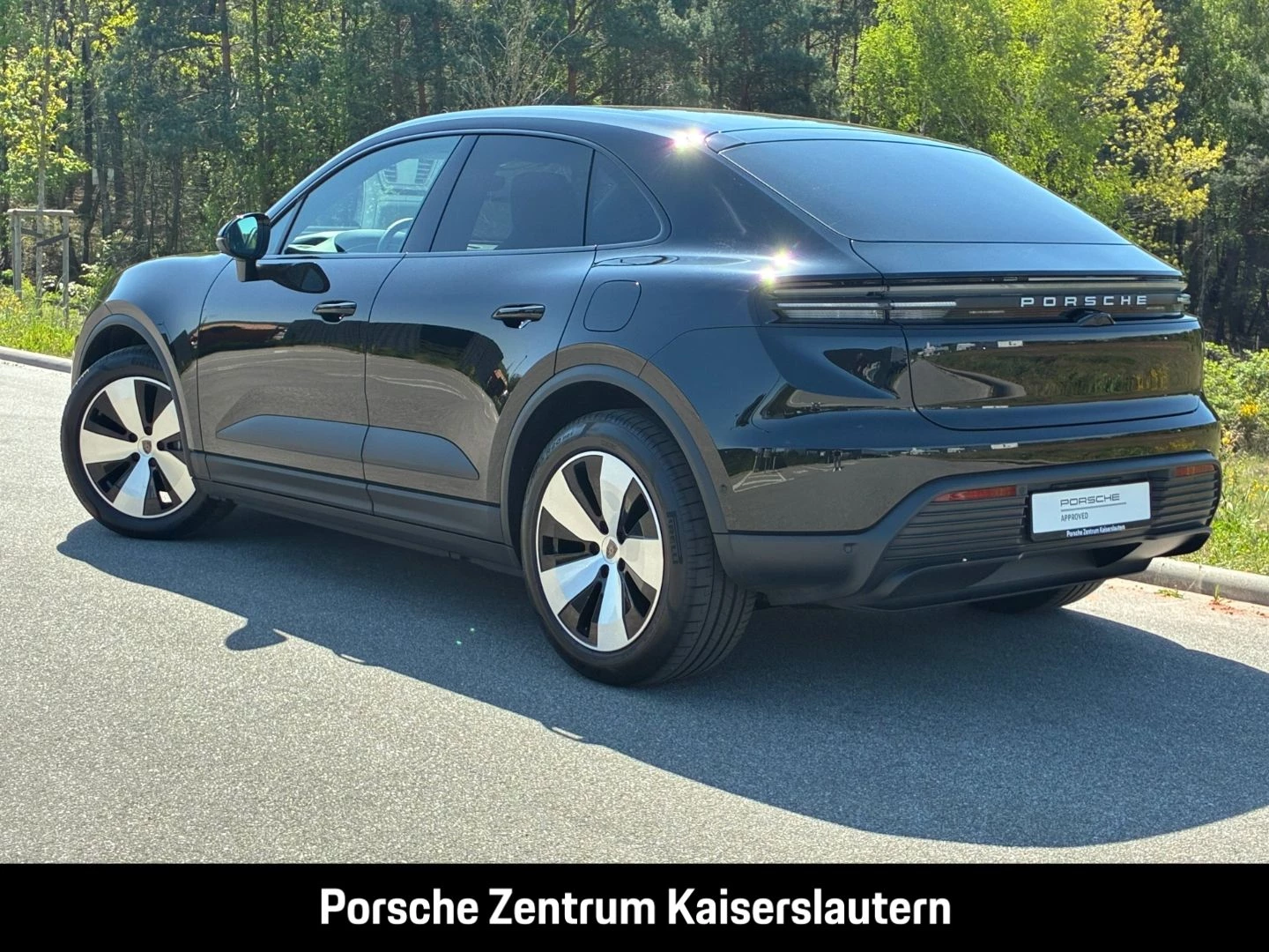Porsche Macan 4 HA-Lenkung Head-Up Abstandstempomat LED -MK2 Macan 4 HA-Lenkung Head-Up Abstandstempomat LED -