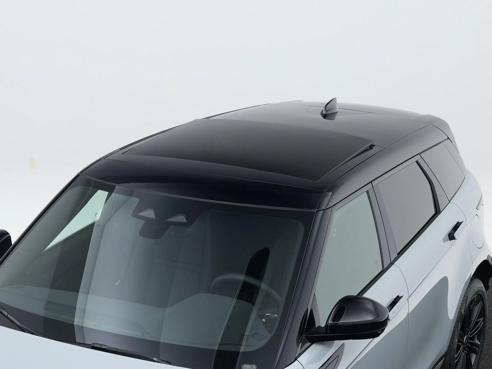 Land Rover-Range Rover Evoque-image-50