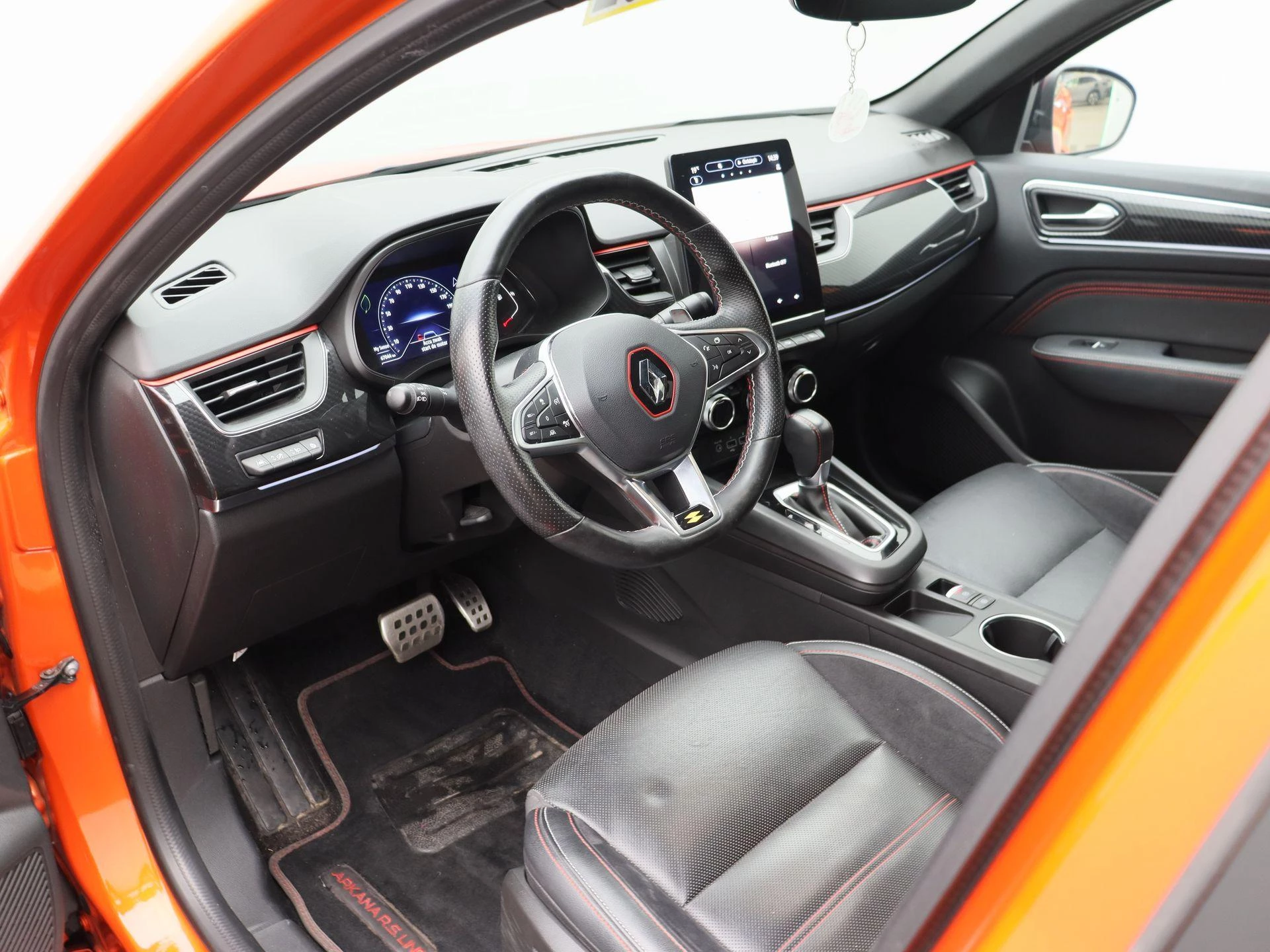 Renault-Arkana-image-18
