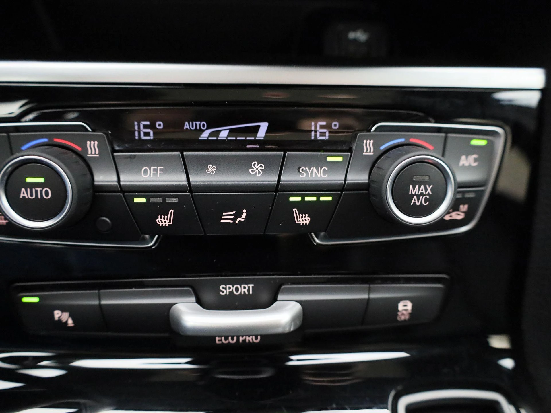 BMW-2 Serie-image-26