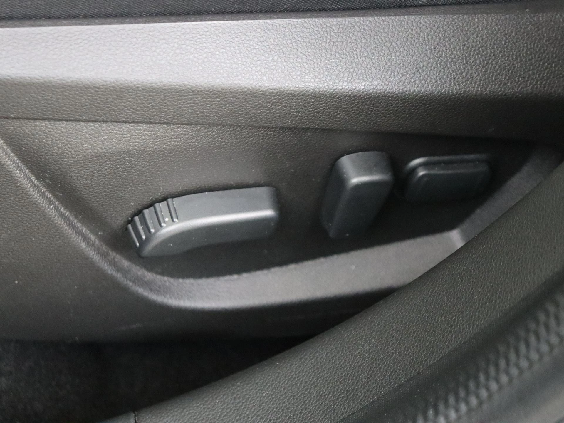 Renault-Arkana-image-26