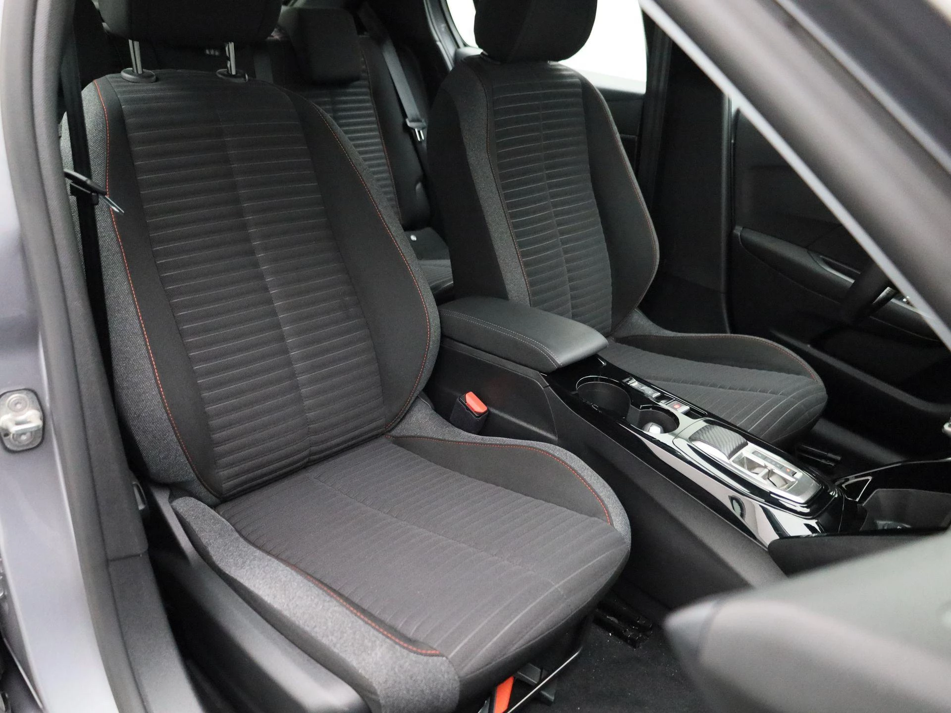 Peugeot e-208 EV Allure 50 kWh