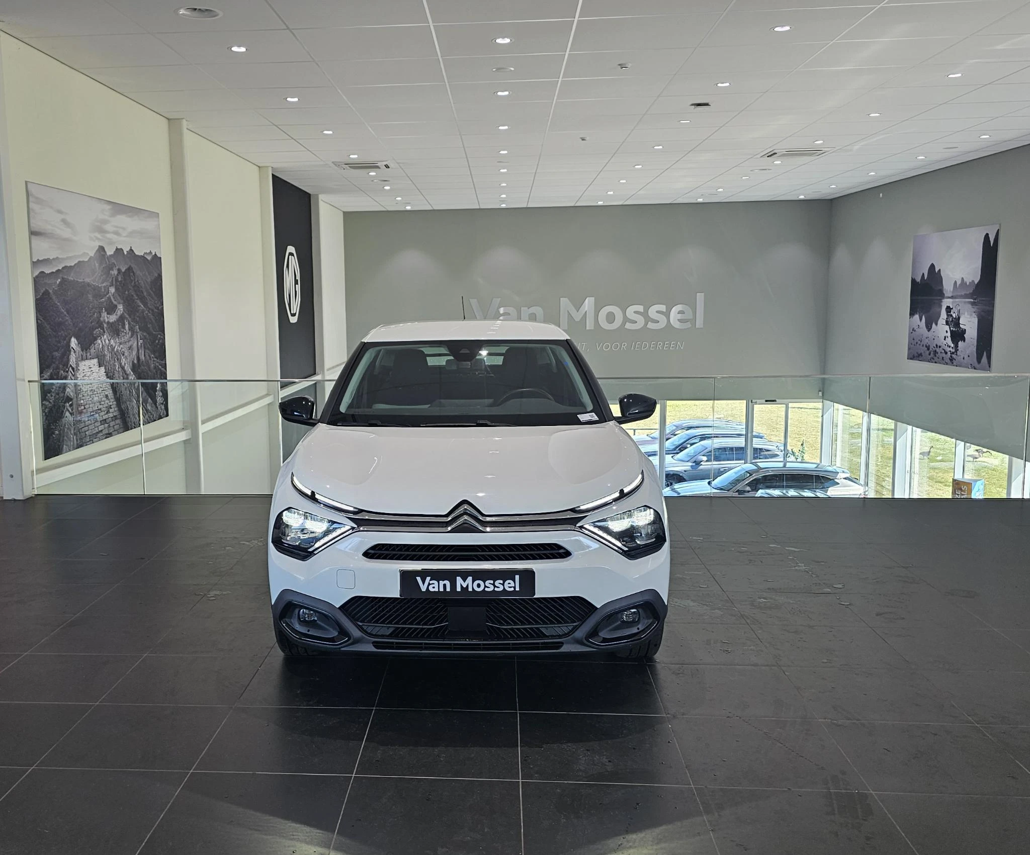 Citroën-C4-image-2