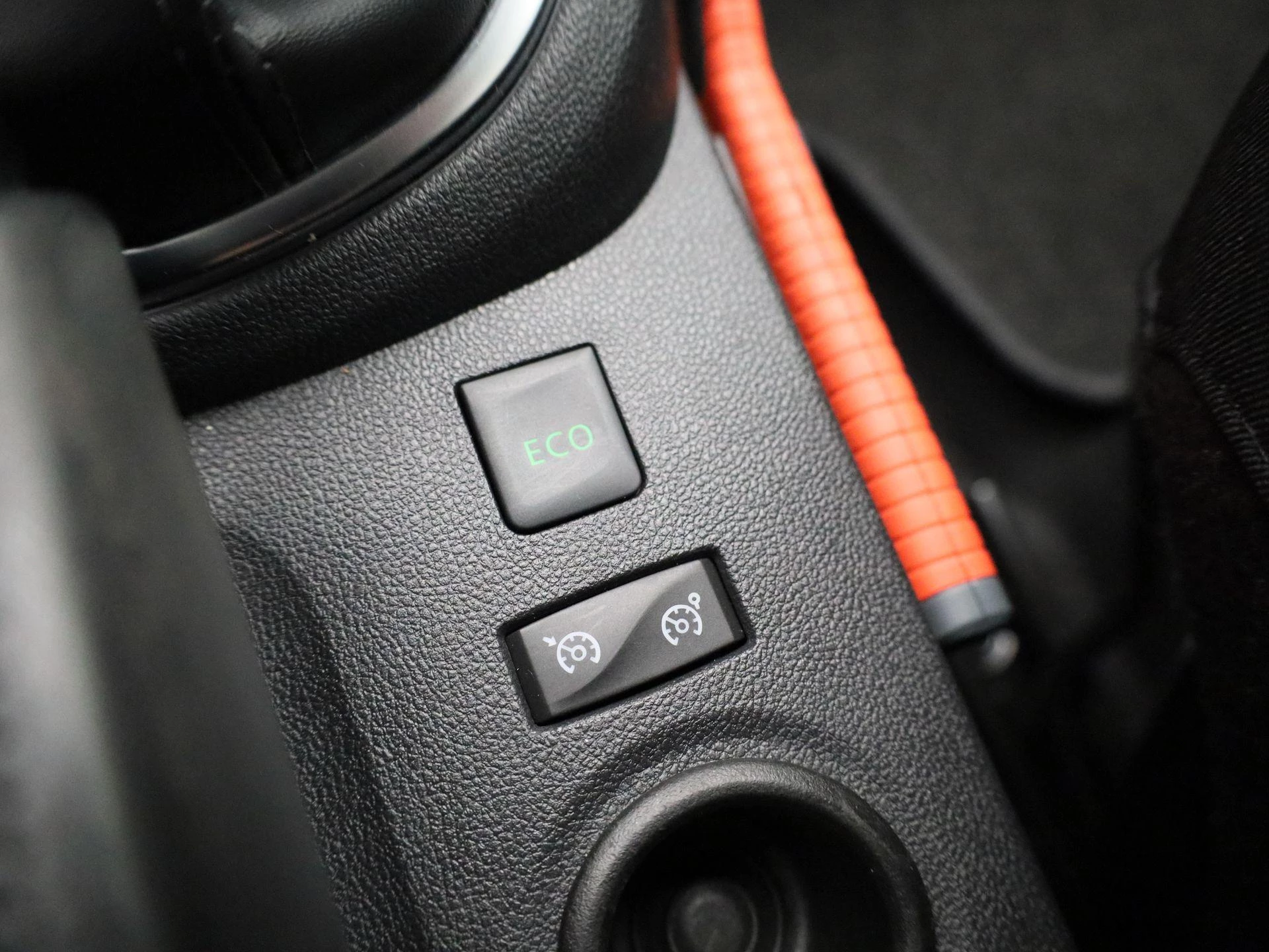 Renault-Captur-image-23