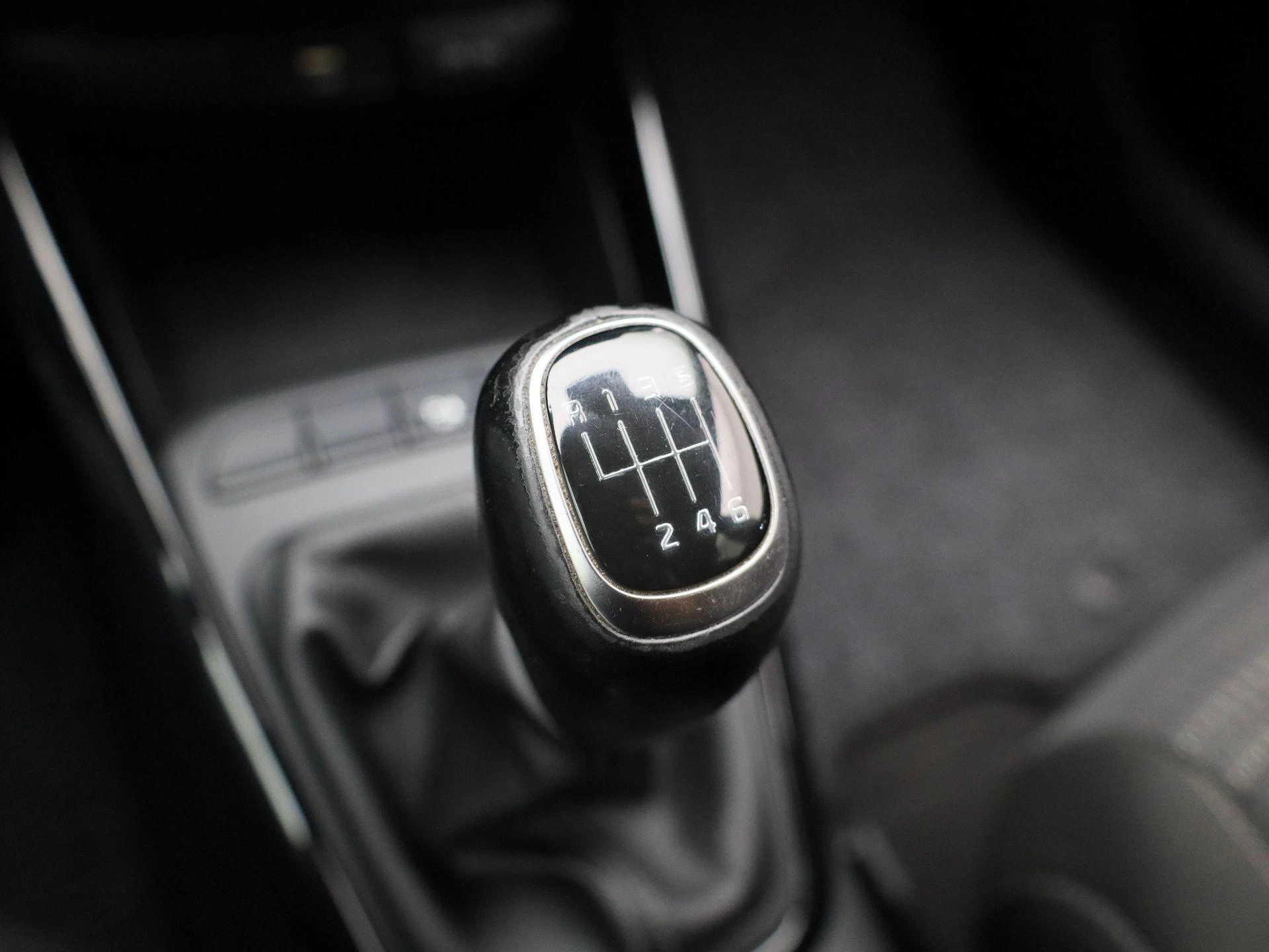 Kia-Stonic-image-28