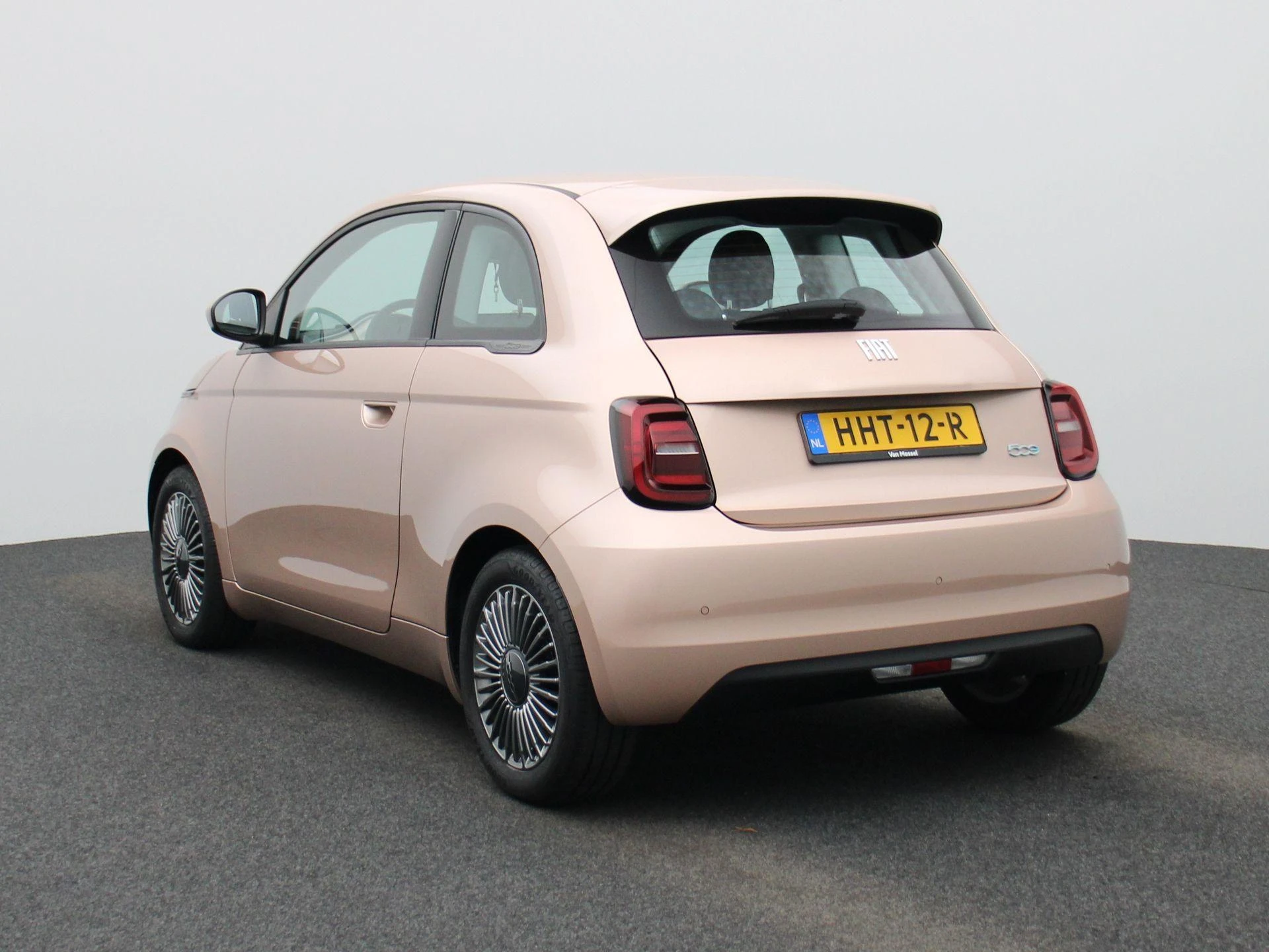 Fiat-500e-image-1
