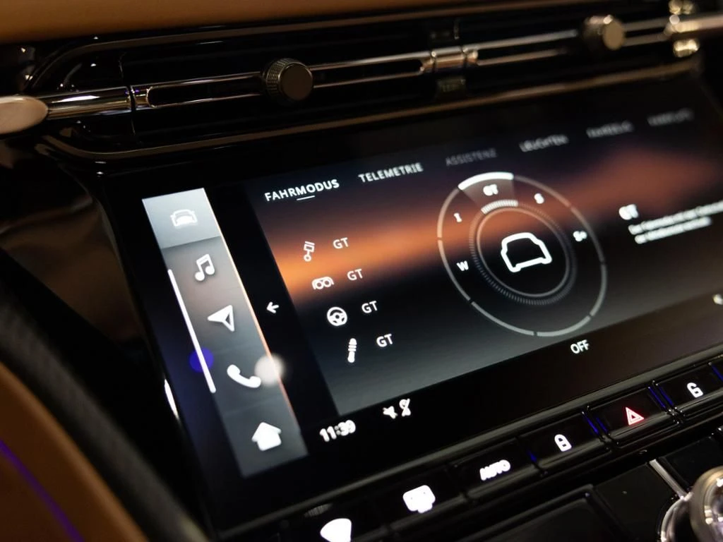 Aston Martin-DB12-image-23