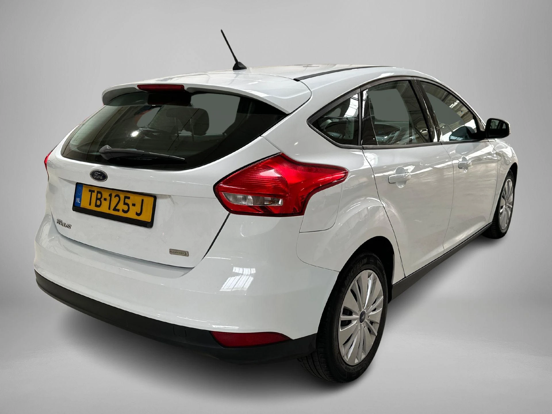 Ford-Focus-image-3