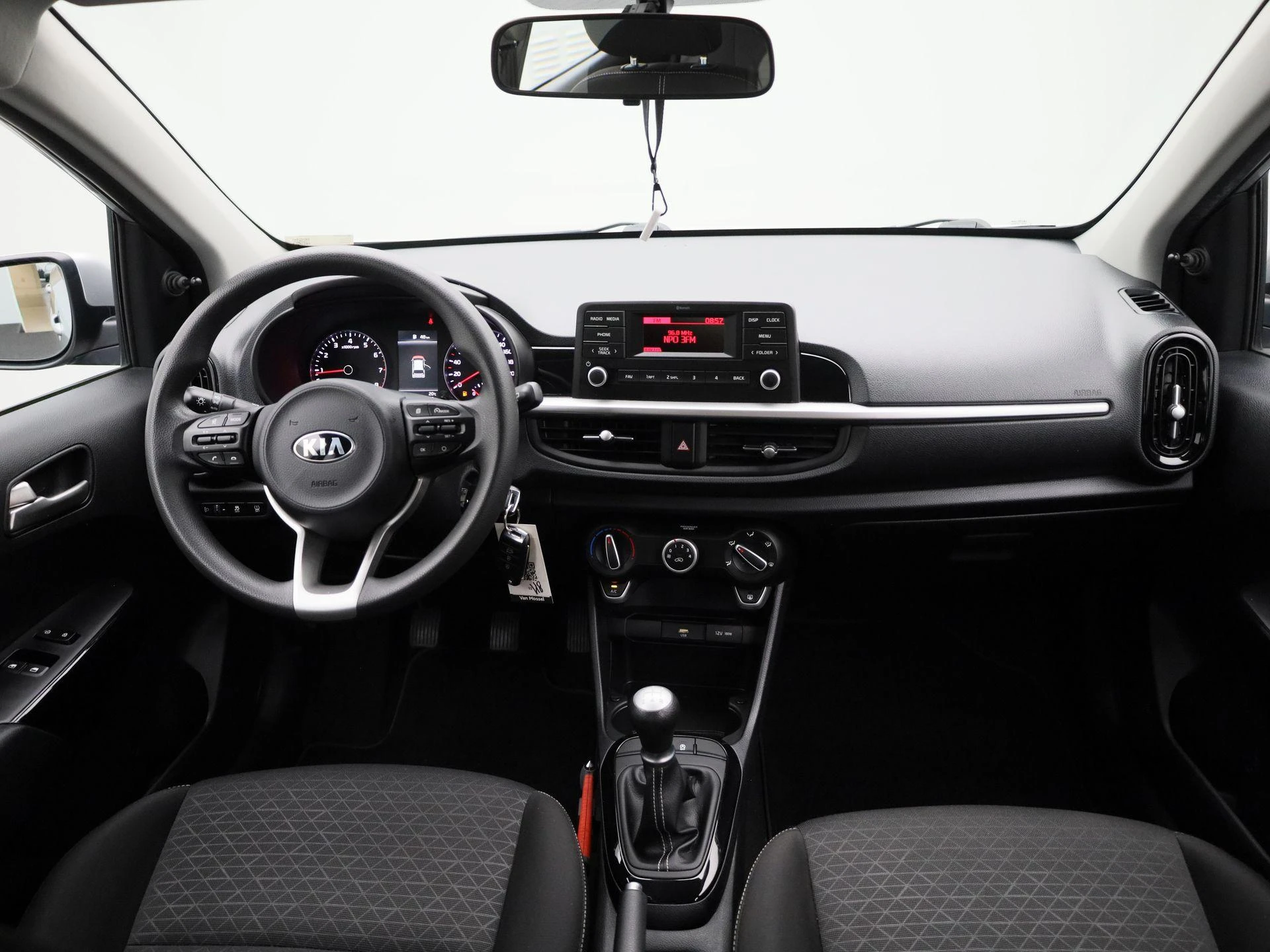Kia-Picanto-image-25