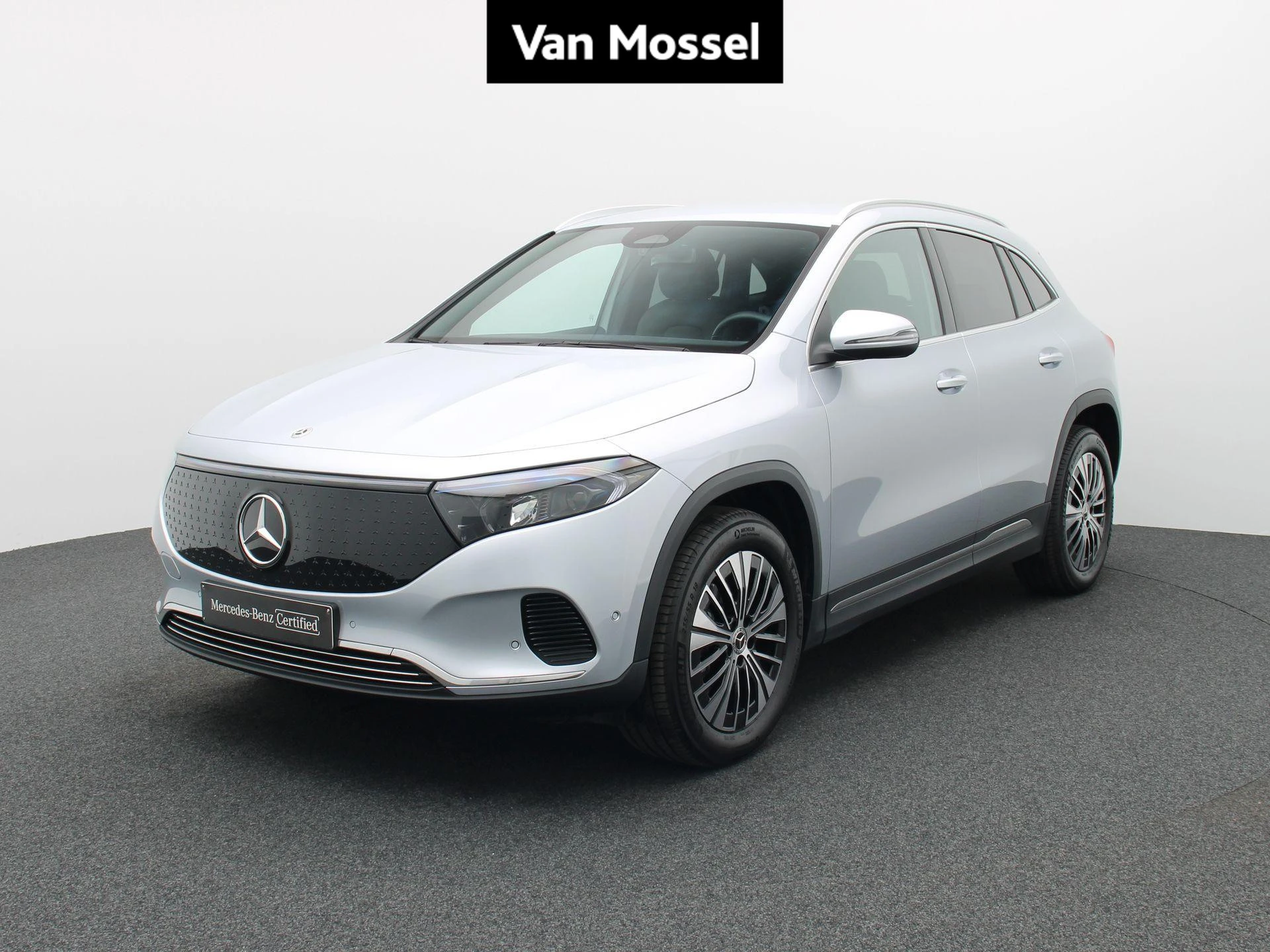 Mercedes-Benz-EQA-image-0