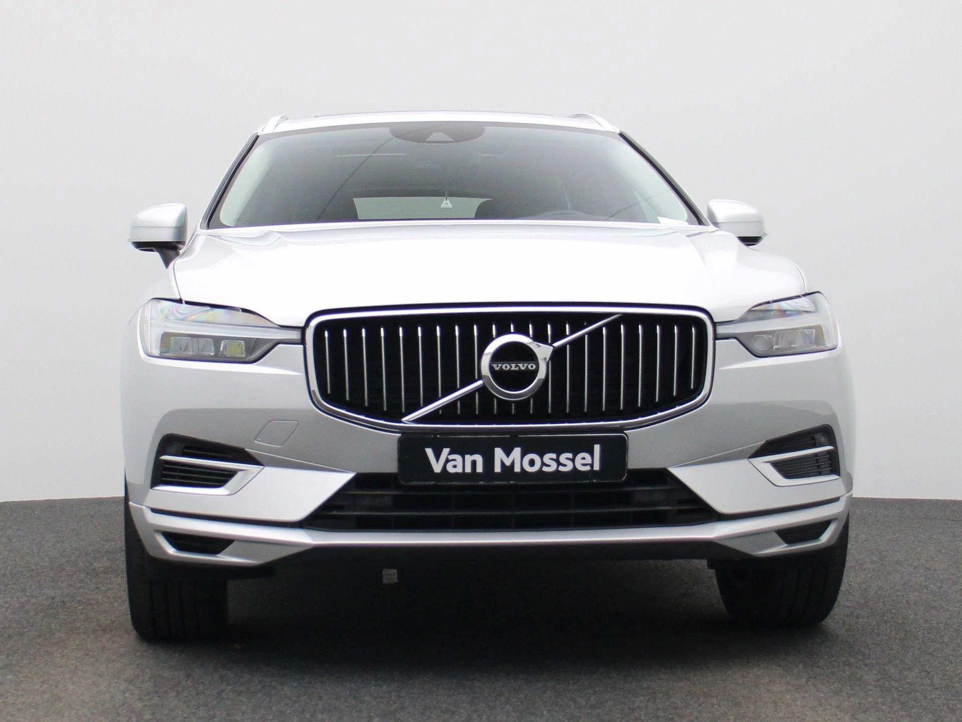 Volvo-XC60-image-2