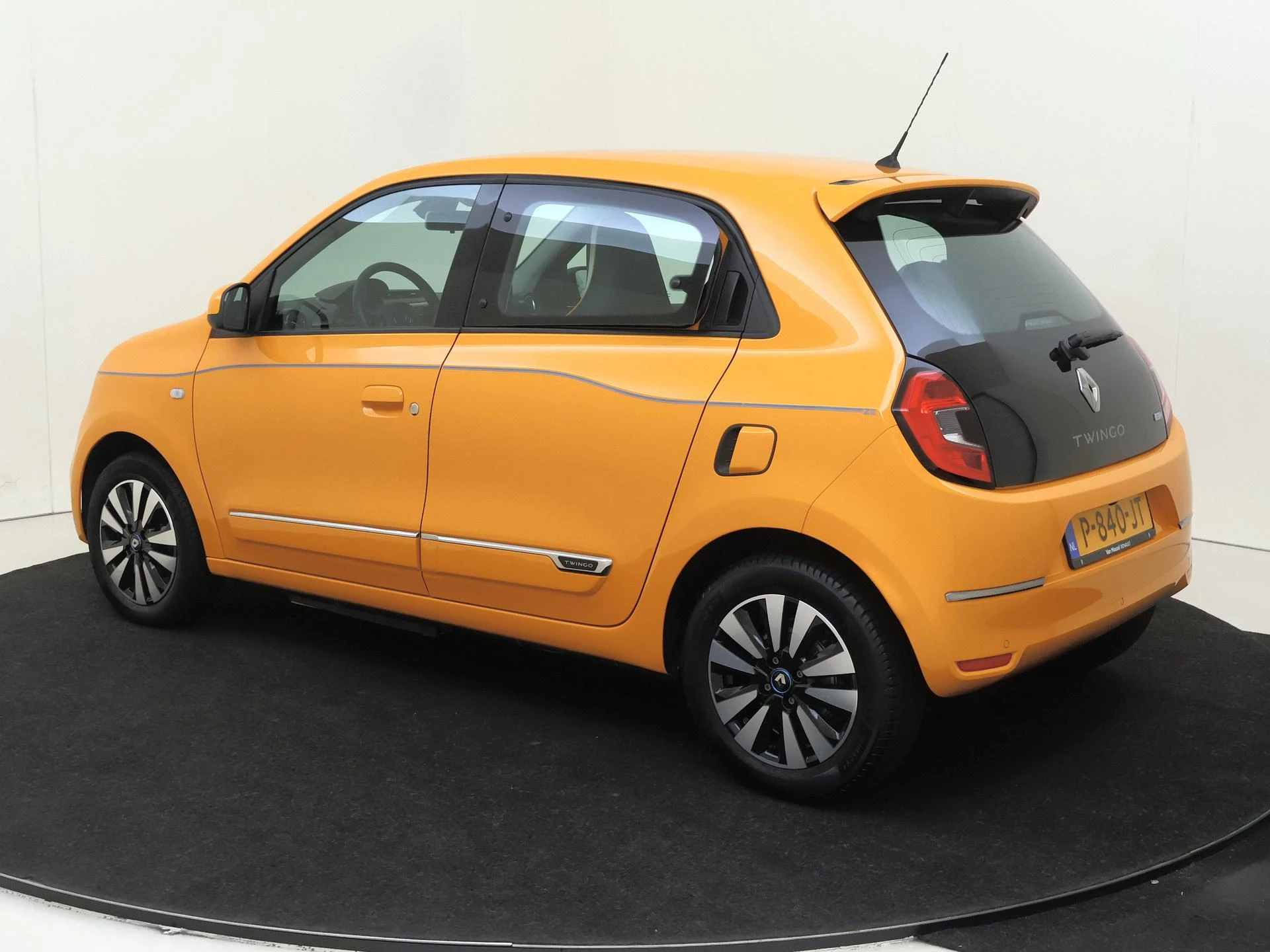 Renault-Twingo-image-2