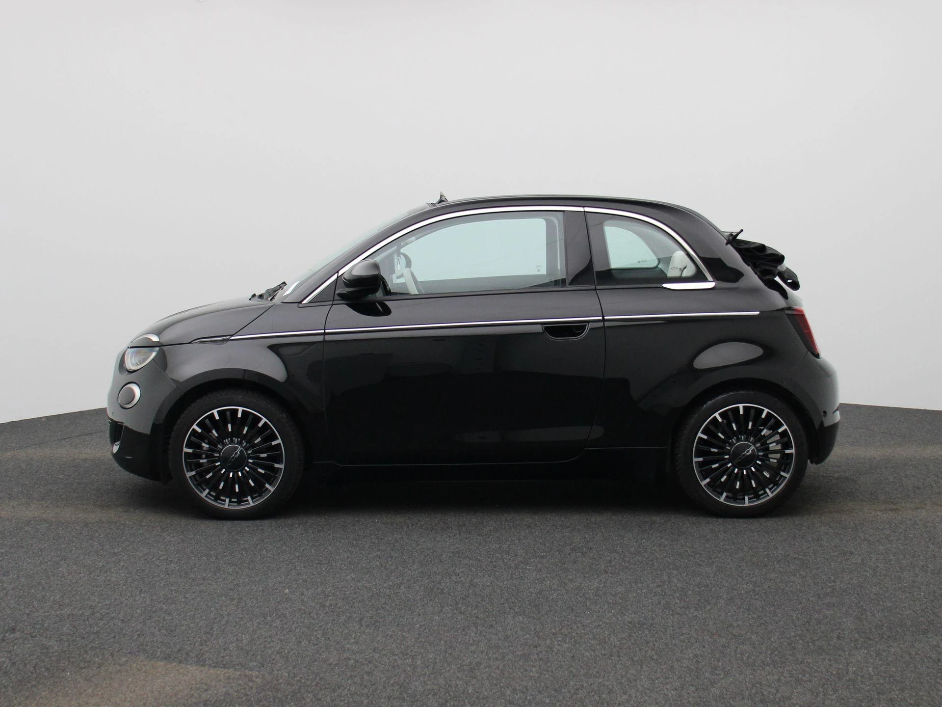 Fiat-500e-image-3