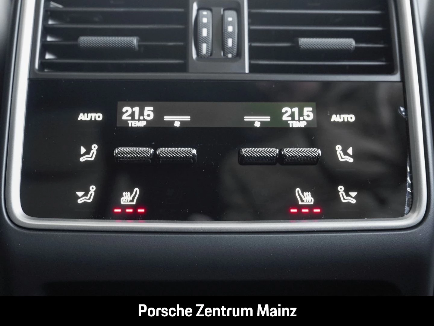 Porsche-Cayenne-image-16