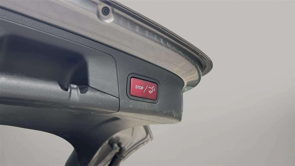Mercedes-Benz-GLA-image-27