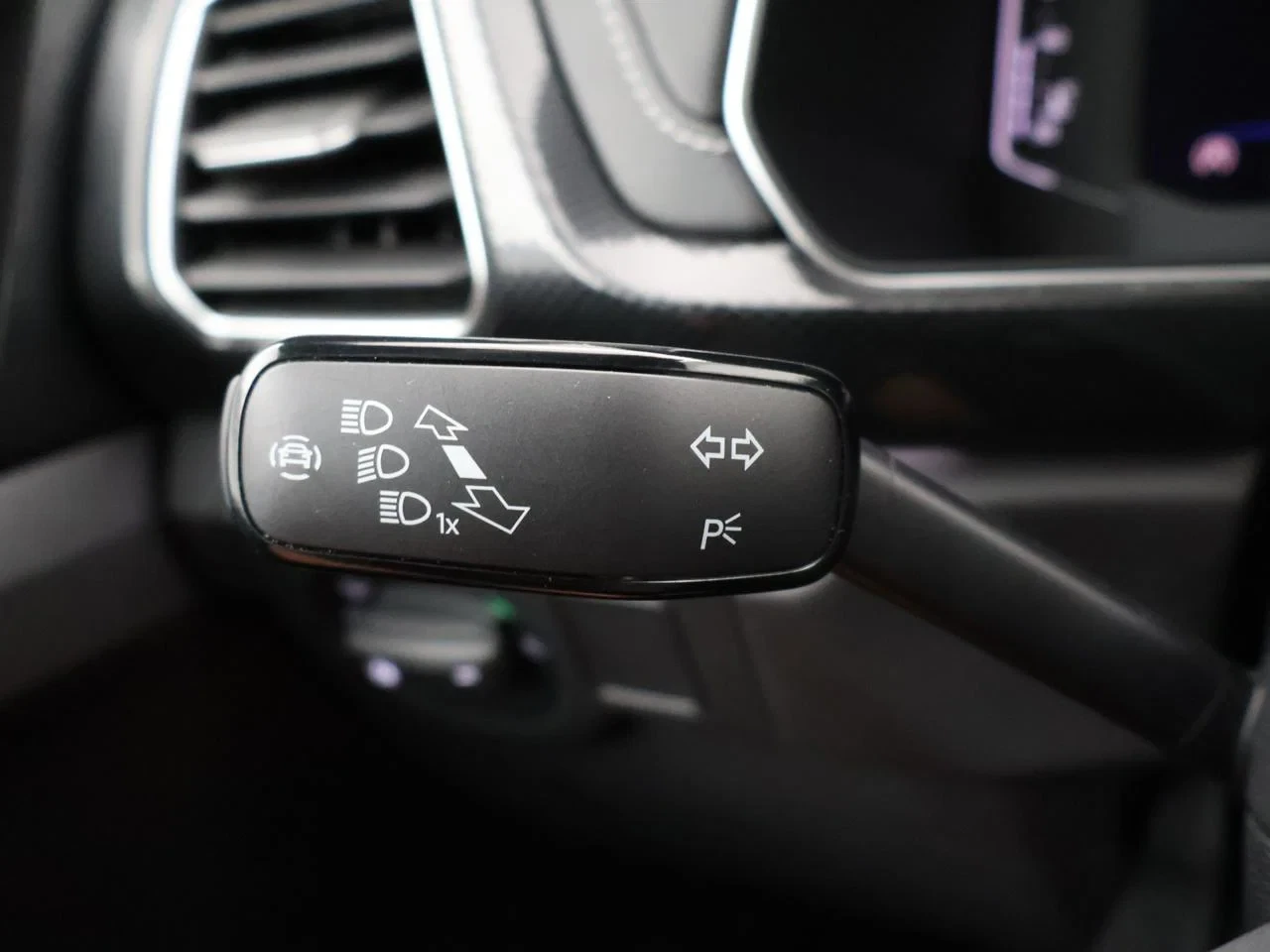 Volkswagen-T-Cross-image-16