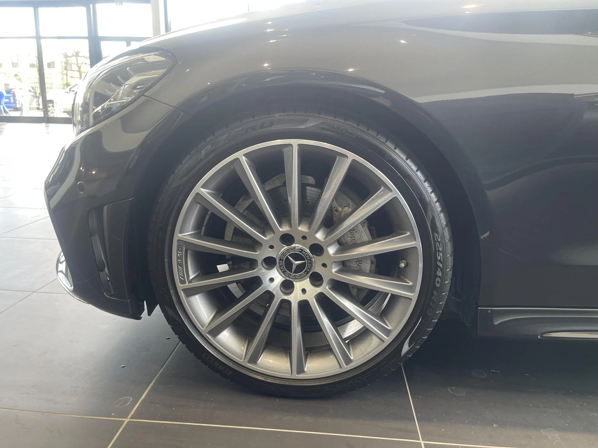 Mercedes-Benz Classe C 180 Cabriolet + AMG LINE + LEDER + CARPLAY +