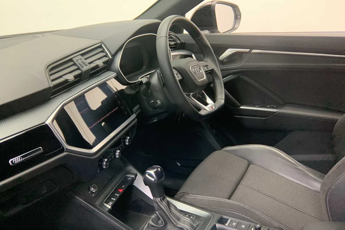 Audi-Q3-image-1