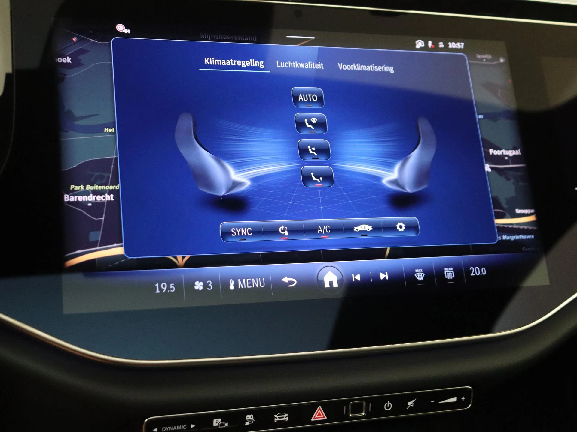Mercedes-Benz-E-Klasse-image-18