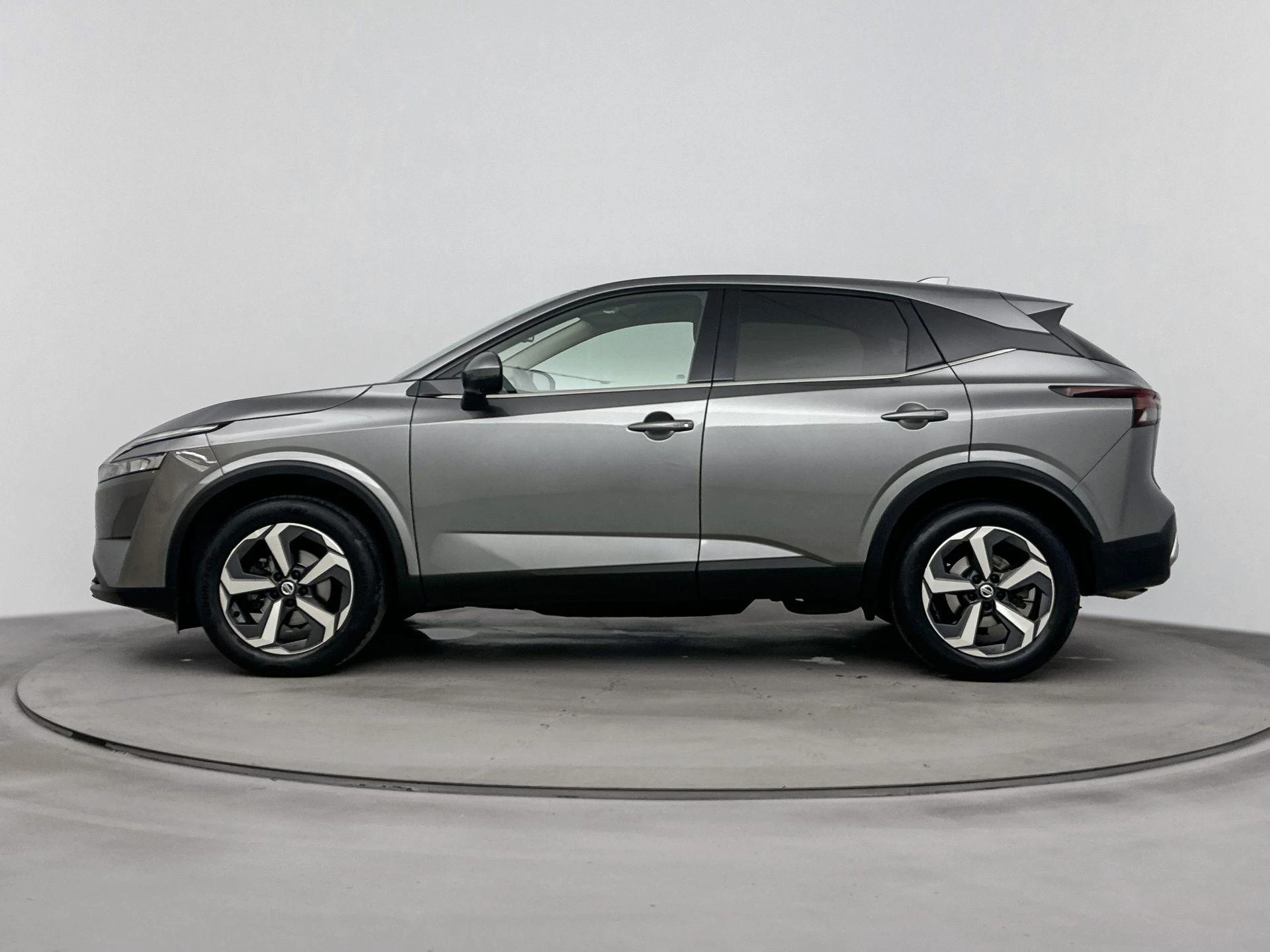 Nissan-QASHQAI-image-1