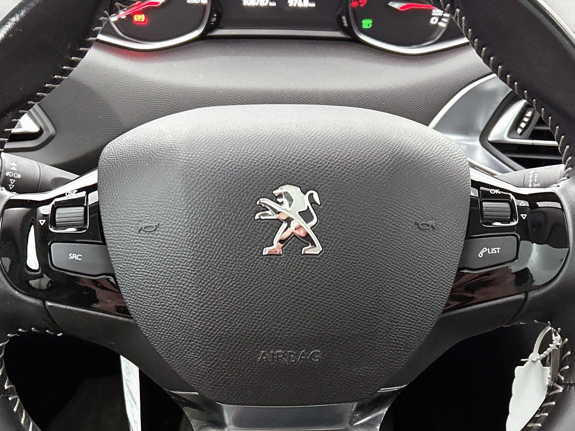 Peugeot-308-image-21