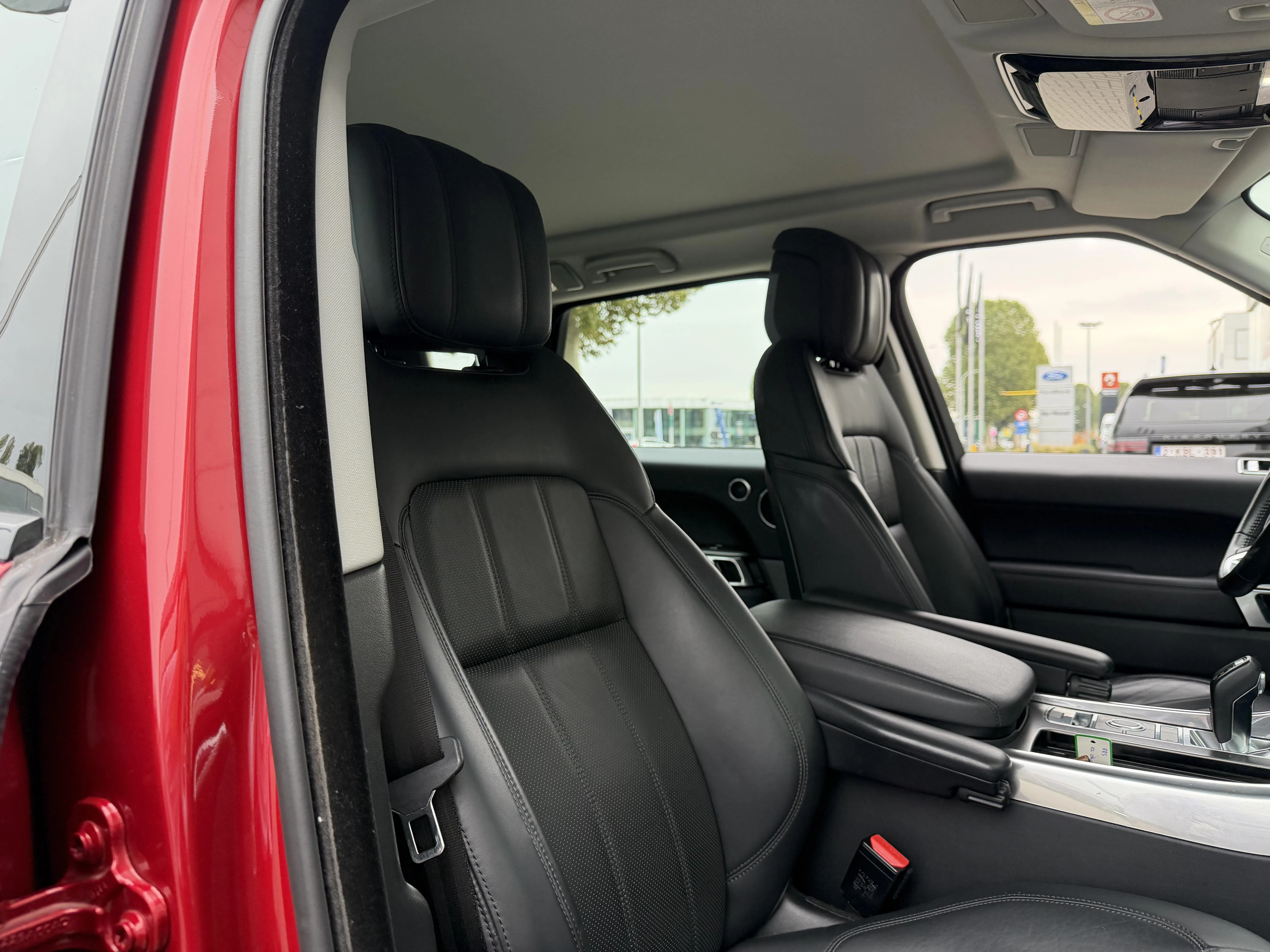 Land Rover-Range Rover Sport-image-33