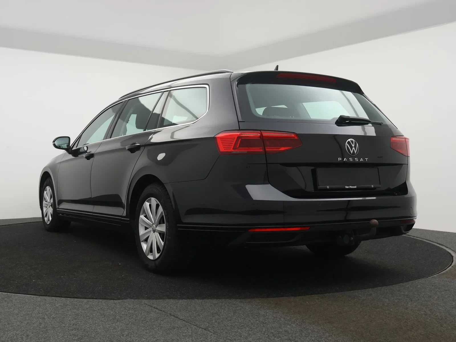 Volkswagen Passat Variant Passat Variant Style 'Business' 2.0 TDI 122PK *AUTOMAAT*NAVI*TREKHAAK*CAMERA*PDC*KEYLESS*CRUISE*...*