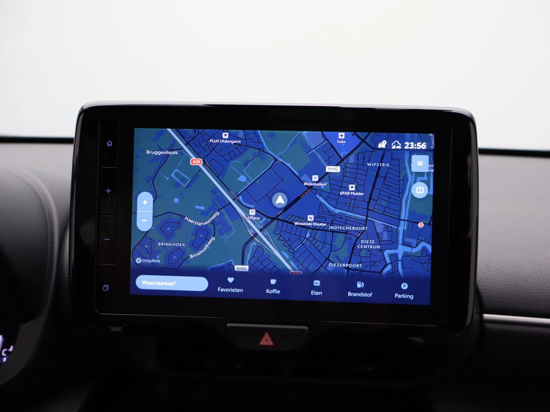 Toyota-Yaris Cross-image-15