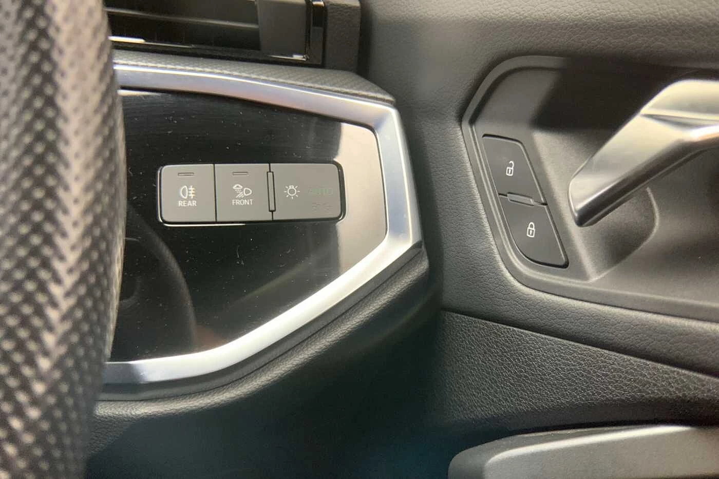 Audi-Q3-image-25
