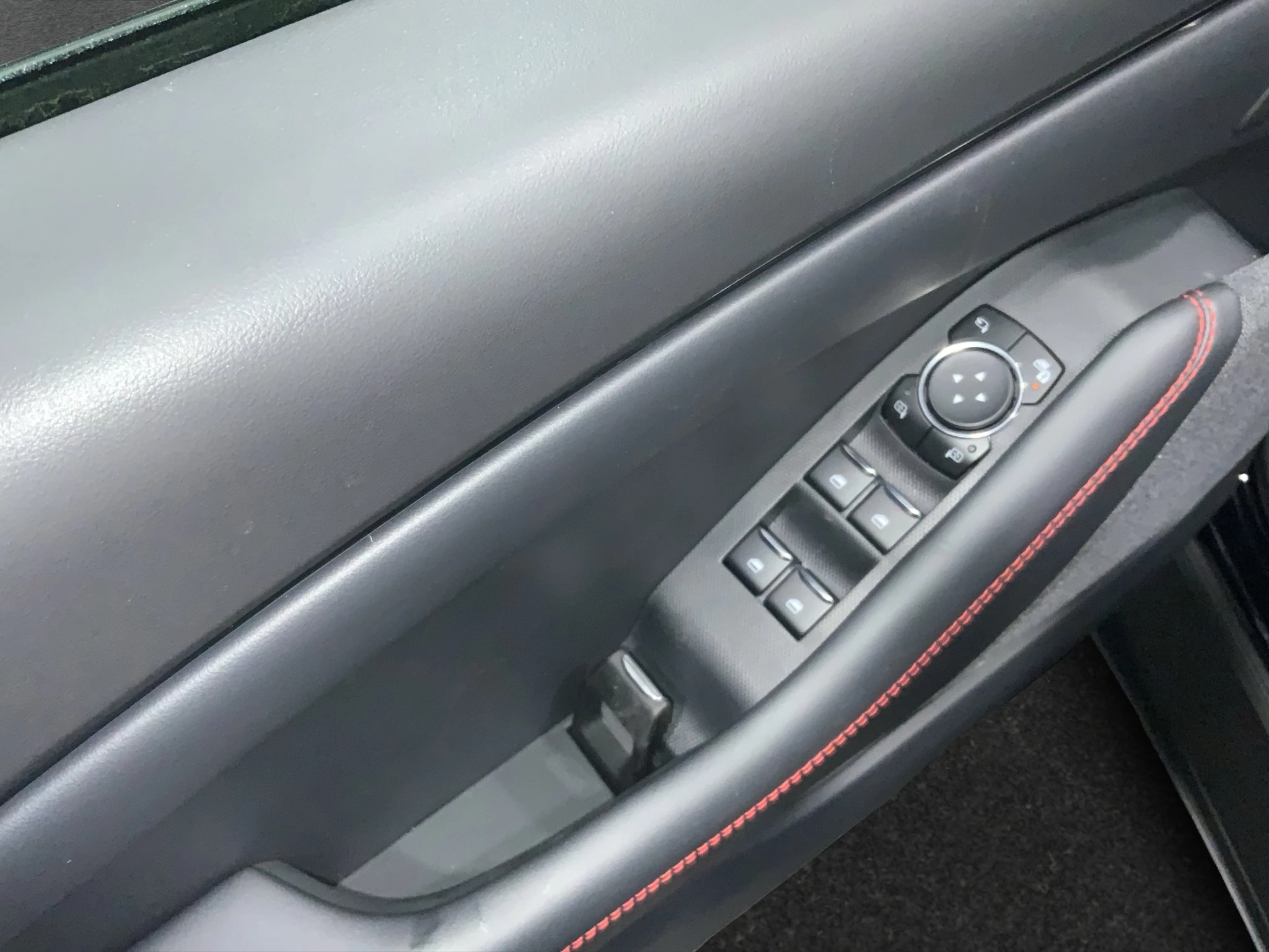 Ford-Mustang Mach-E-image-16