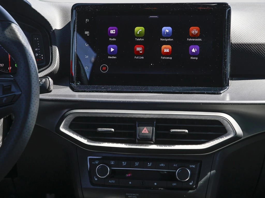 SEAT-Arona-image-11