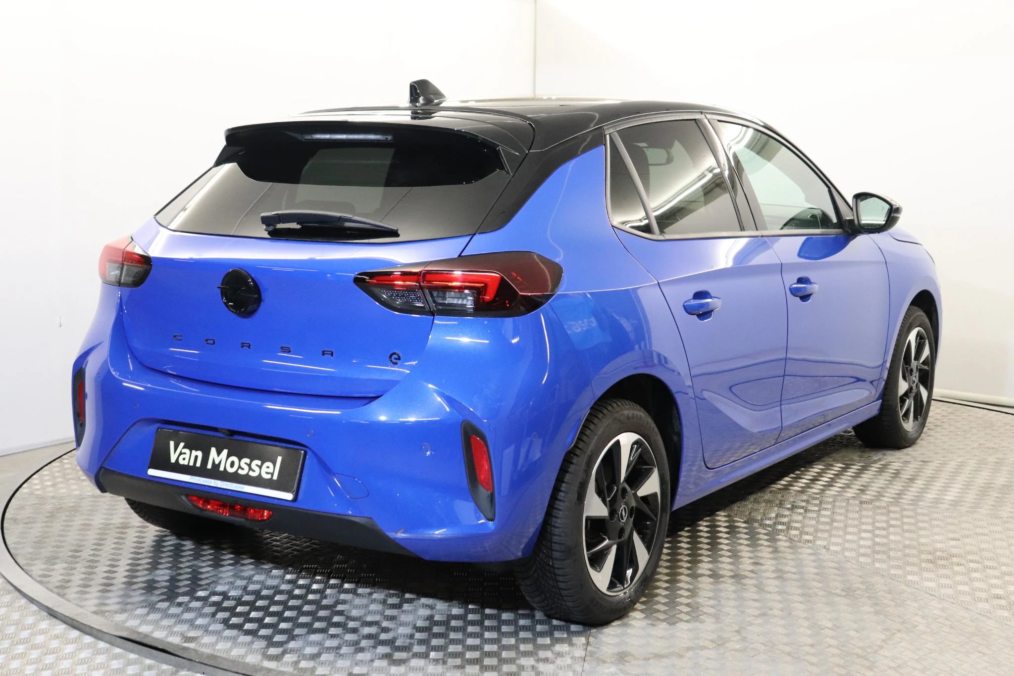 Opel-Corsa-image-3