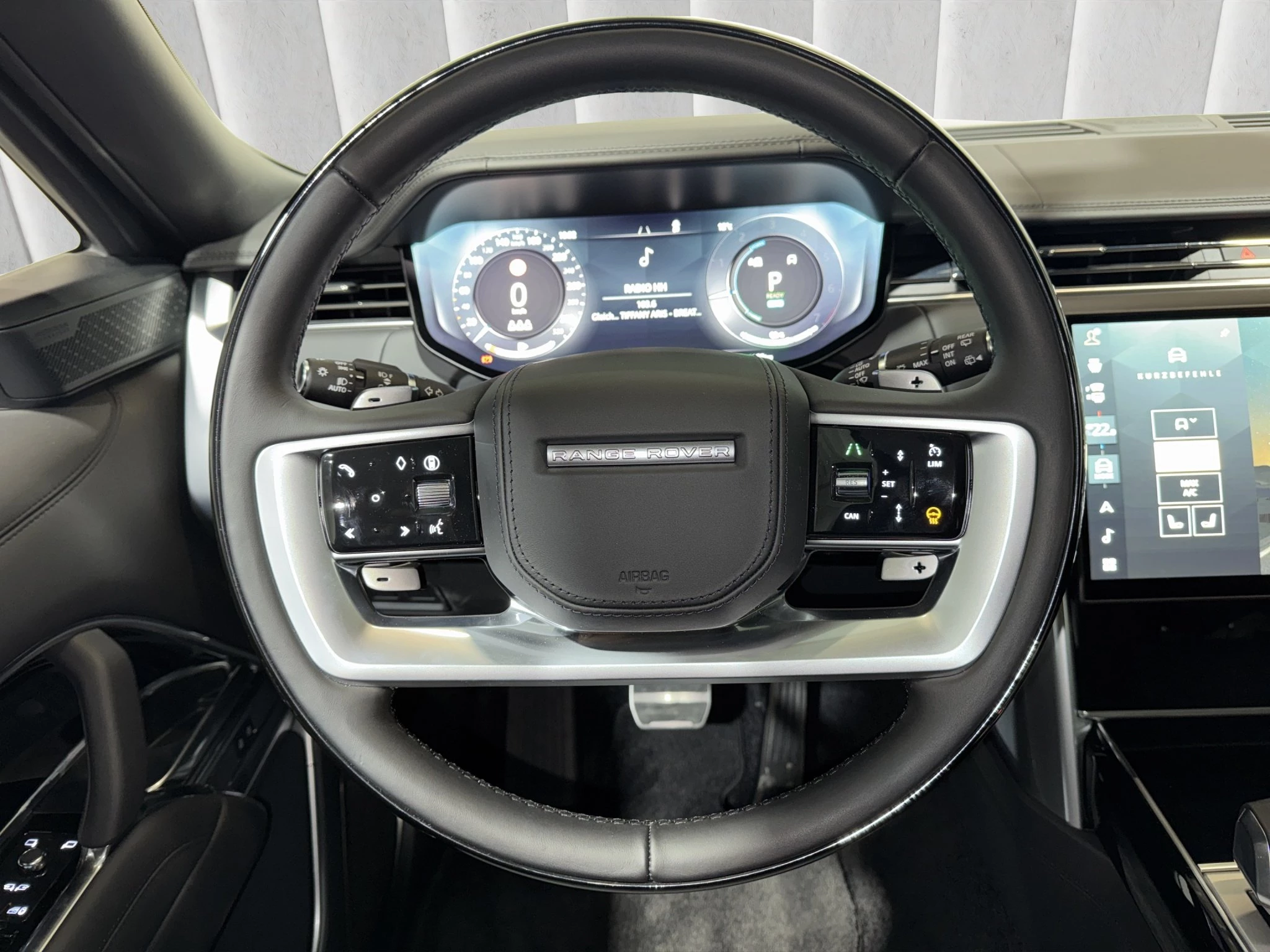 Land Rover Range Rover Autobiography 3.0 P550e 22 | AHK | Kühlfach