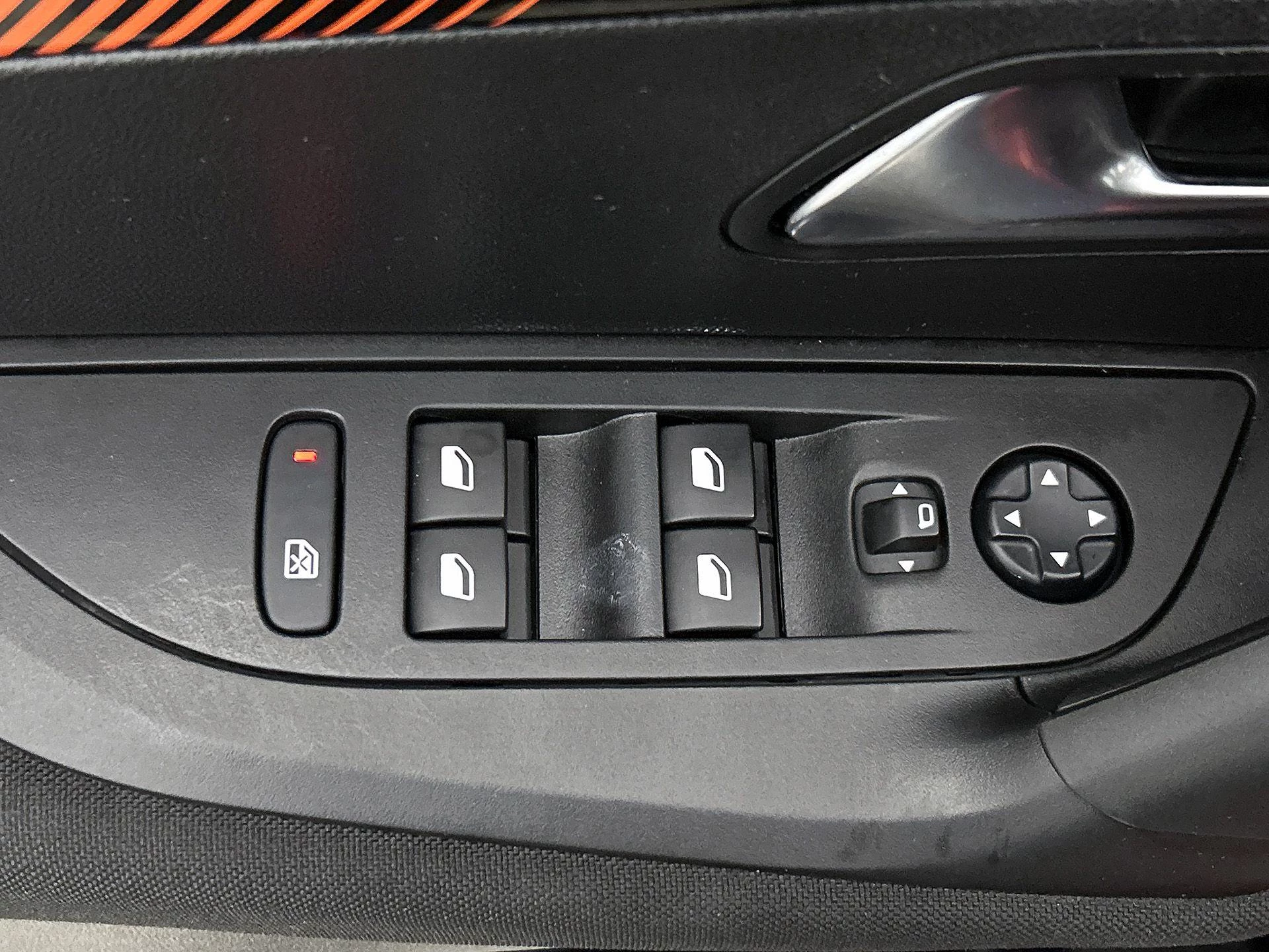 Peugeot 2008 1.2 PureTech Active