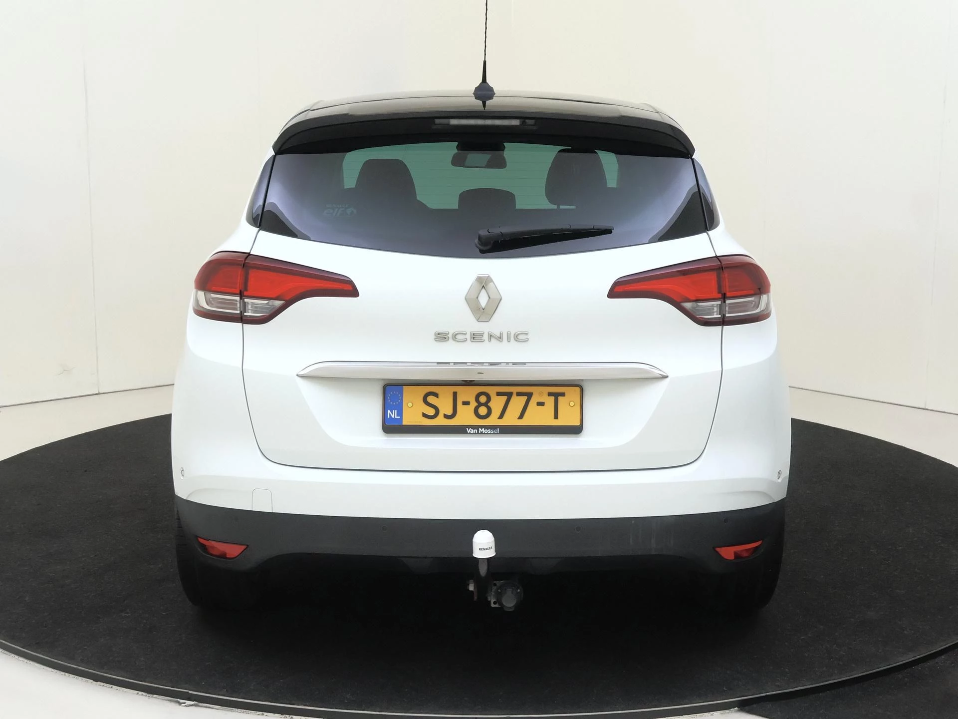 Renault-Scénic-image-9