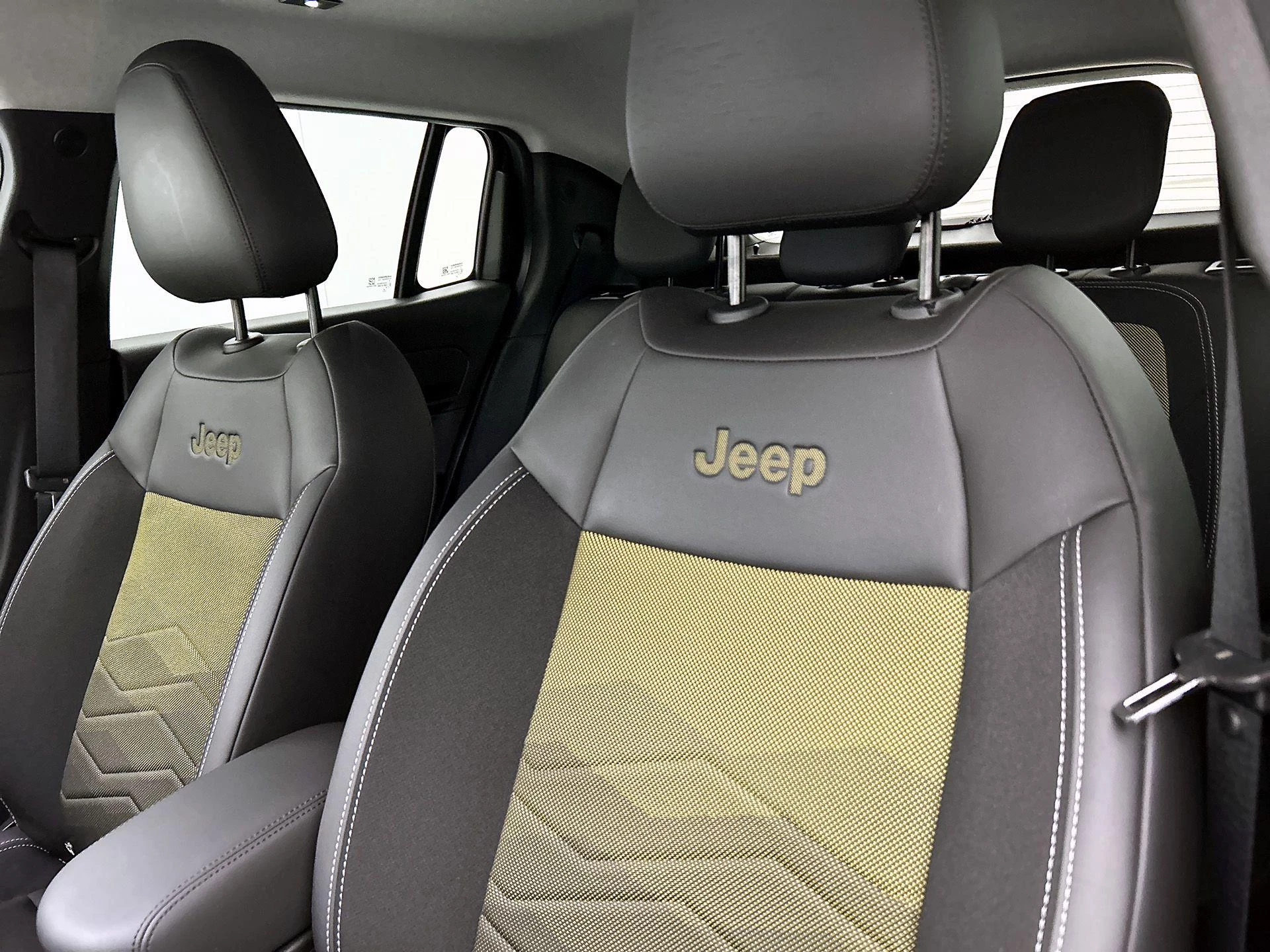 Jeep-Avenger-image-12