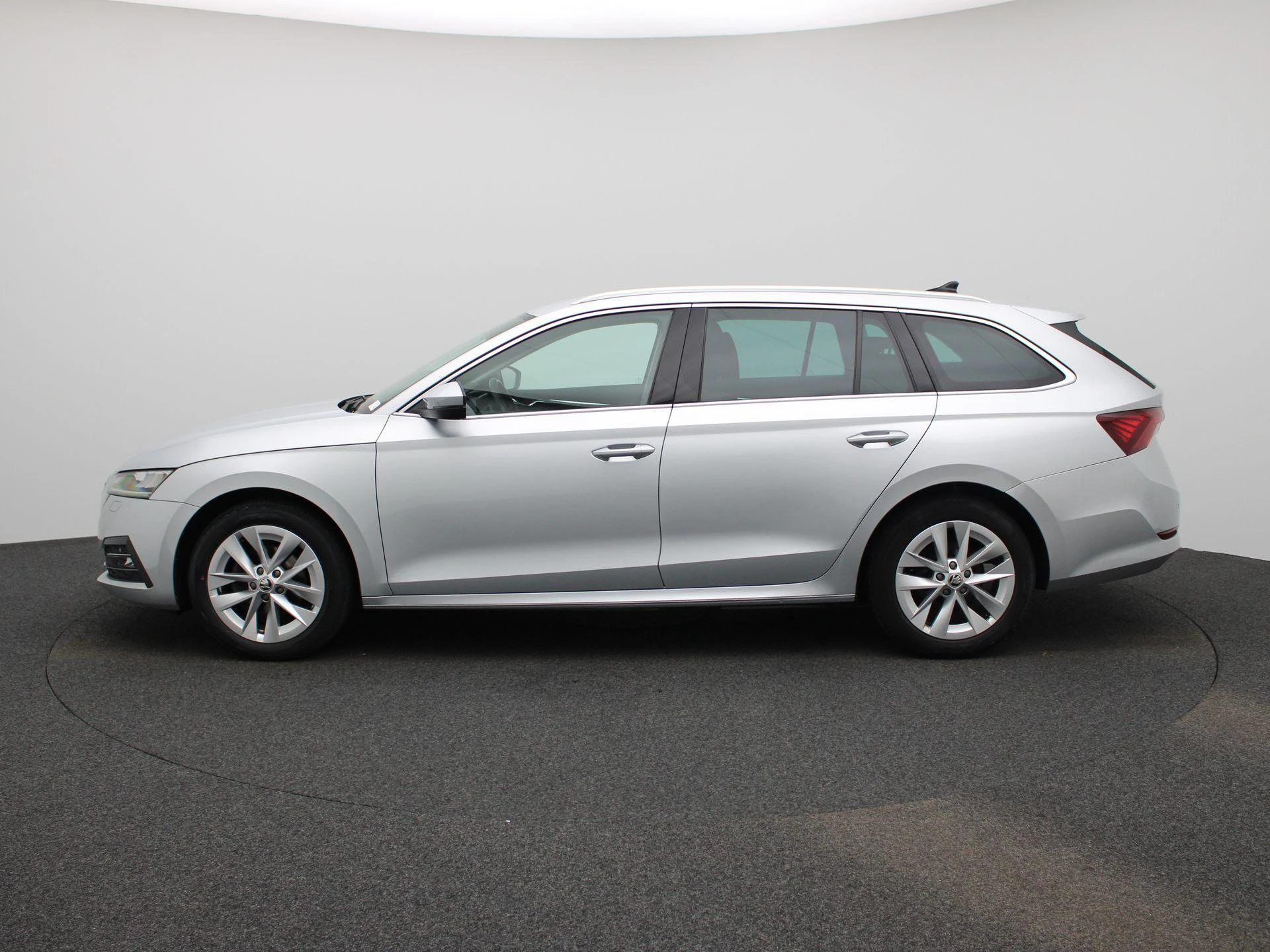 Škoda-Octavia-image-3