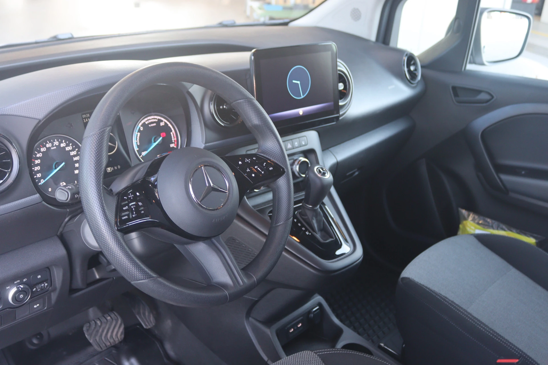 Mercedes-Benz eCitan 112 L2 51 kWh AIRCO/MBUX/CARPLAY/SNELLADEN |Certified