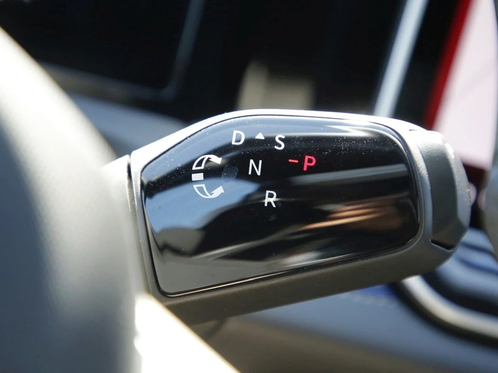 Volkswagen-Tiguan-image-15