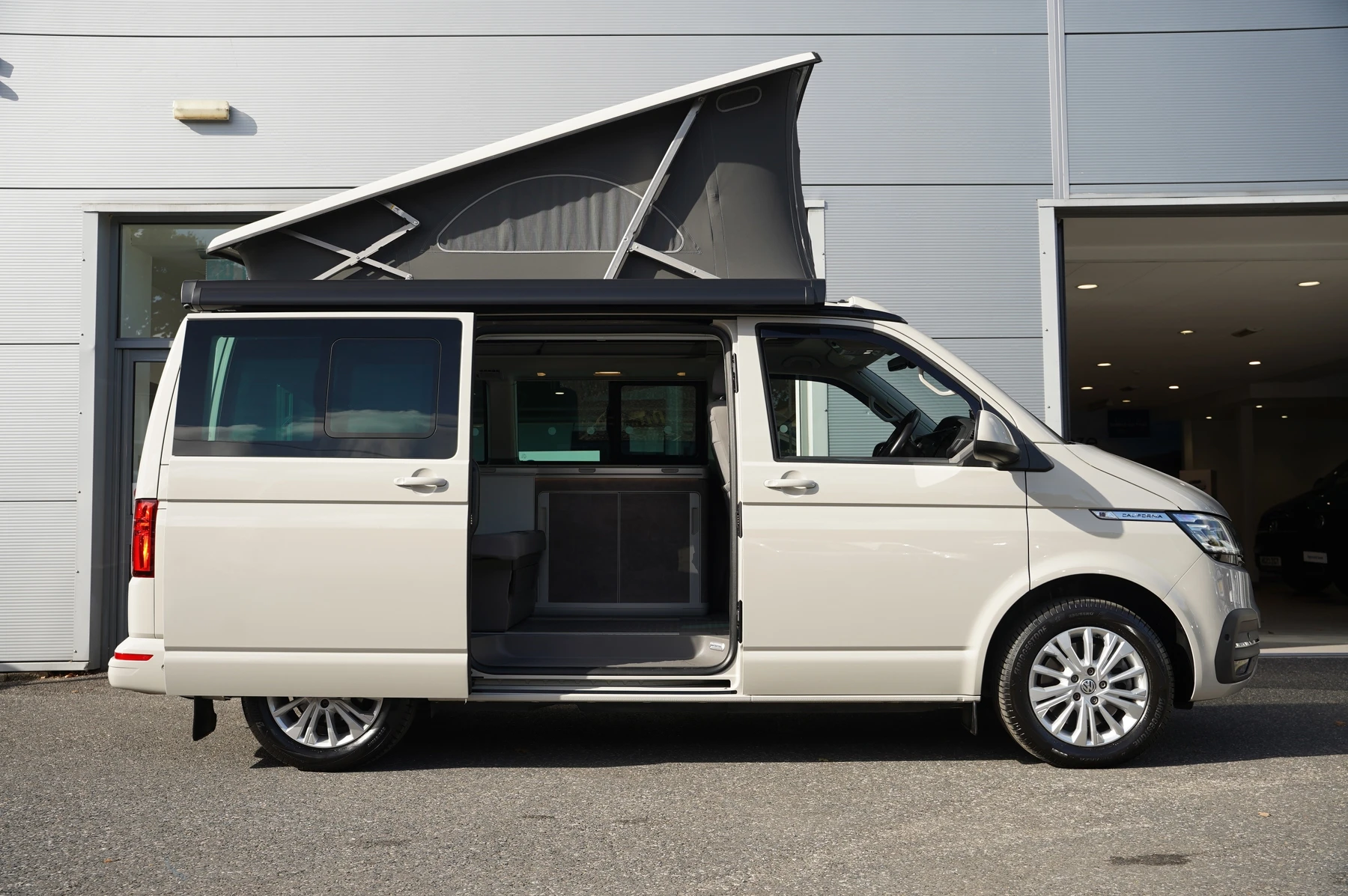 Volkswagen-California-image-41