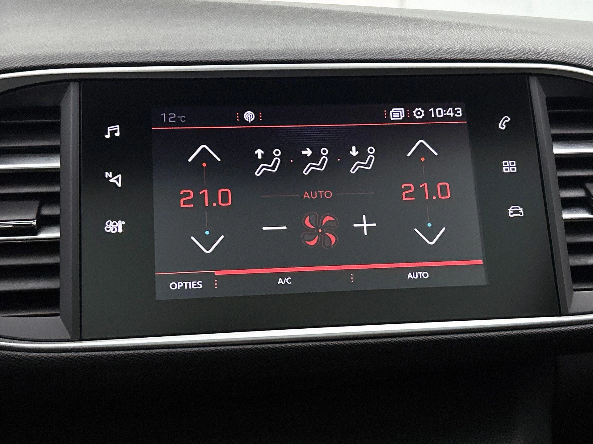 Peugeot-308-image-25