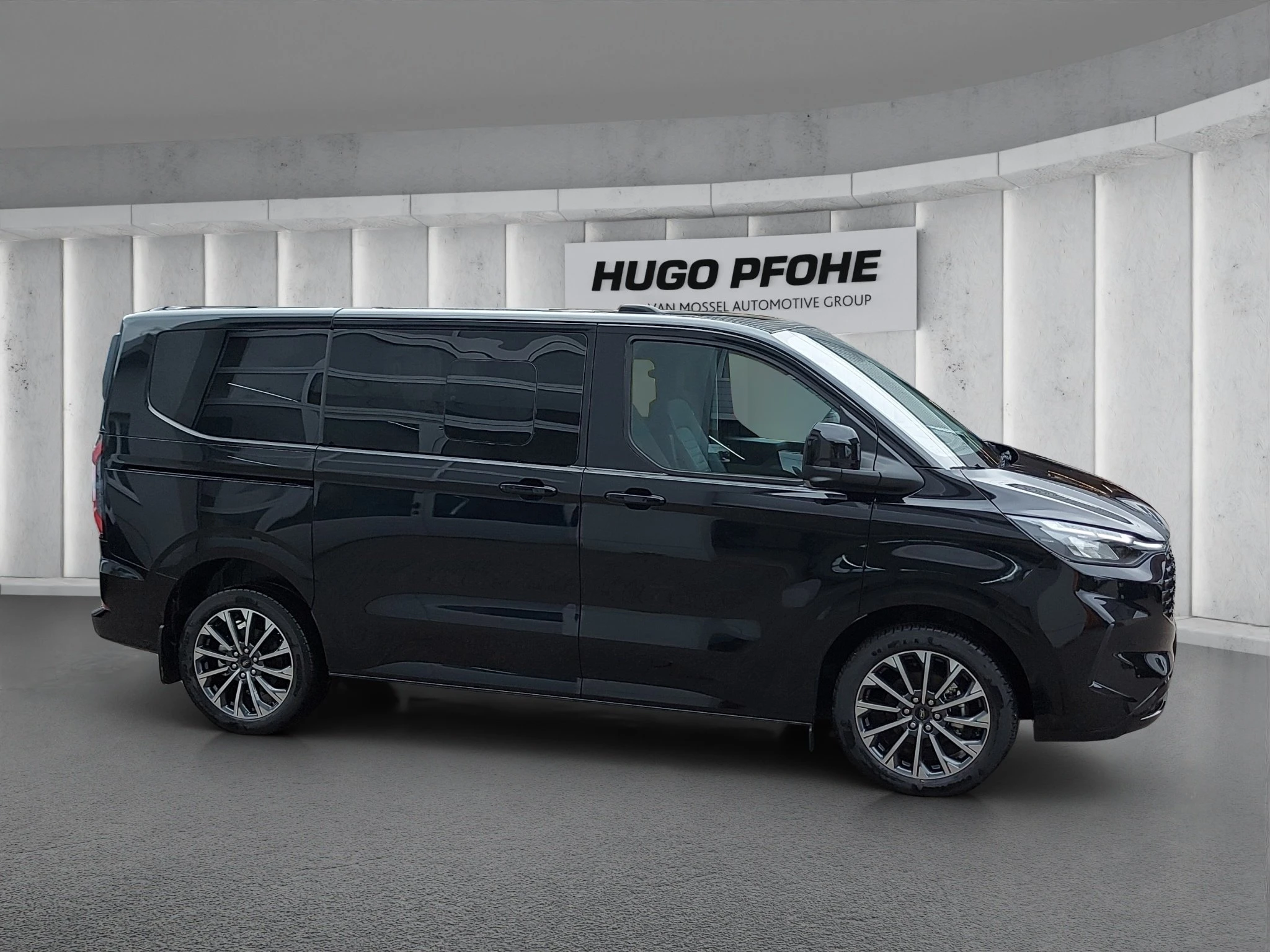 Ford-Tourneo Custom-image-5