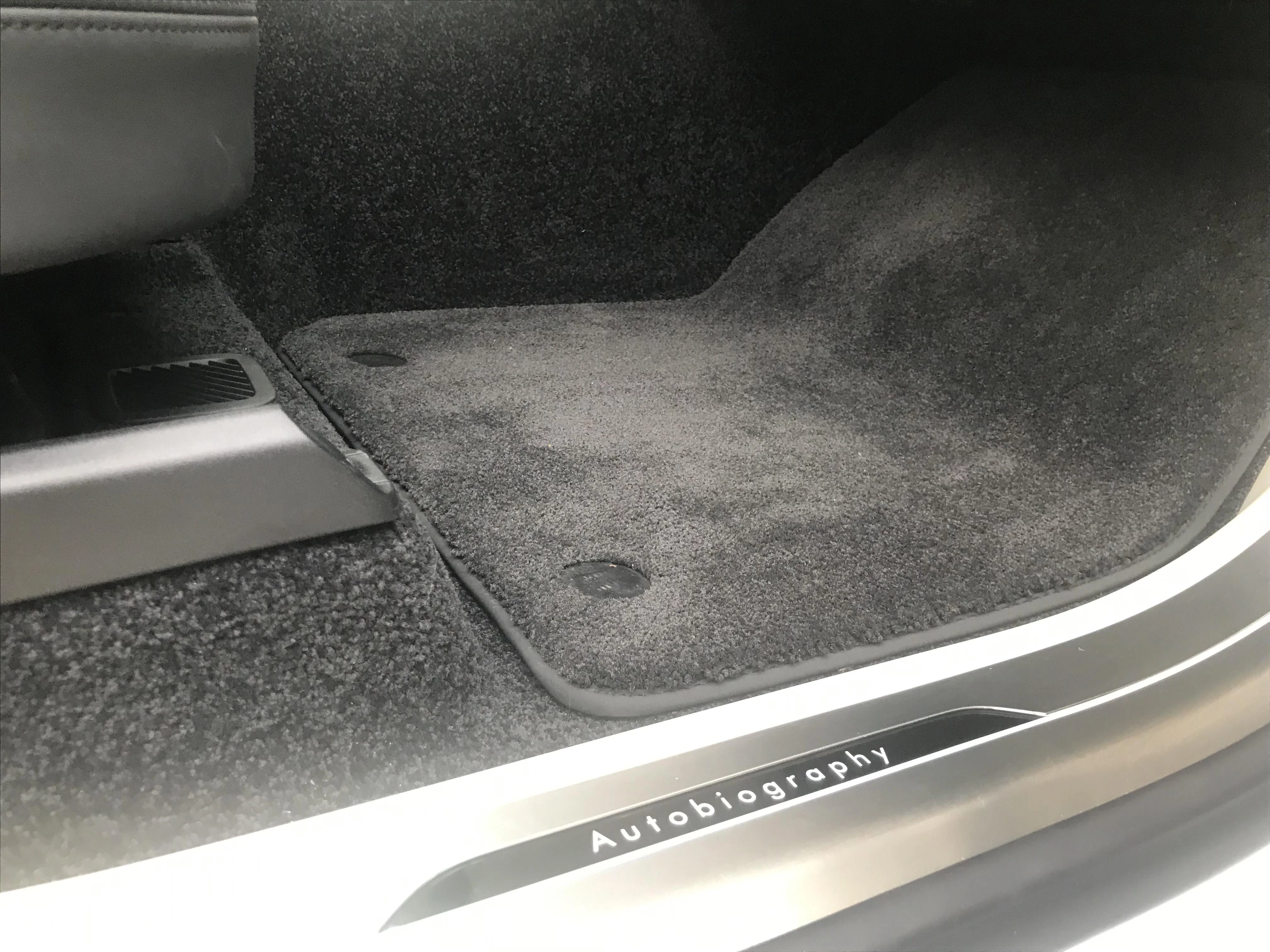 Land Rover-Range Rover-image-38