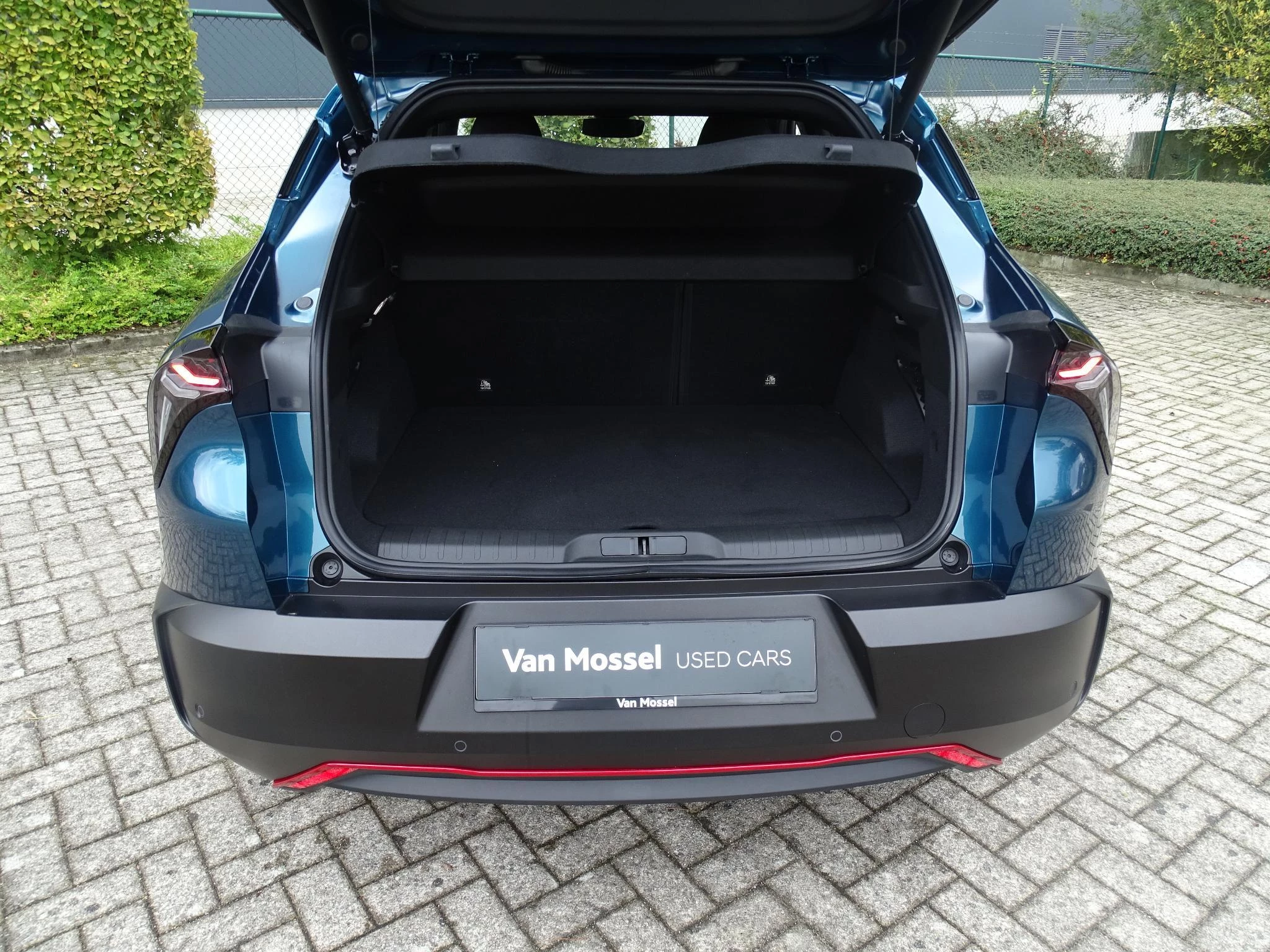 Alfa Romeo Junior 1.2 Hybrid 145 eDCT6 Ibrida Speciale