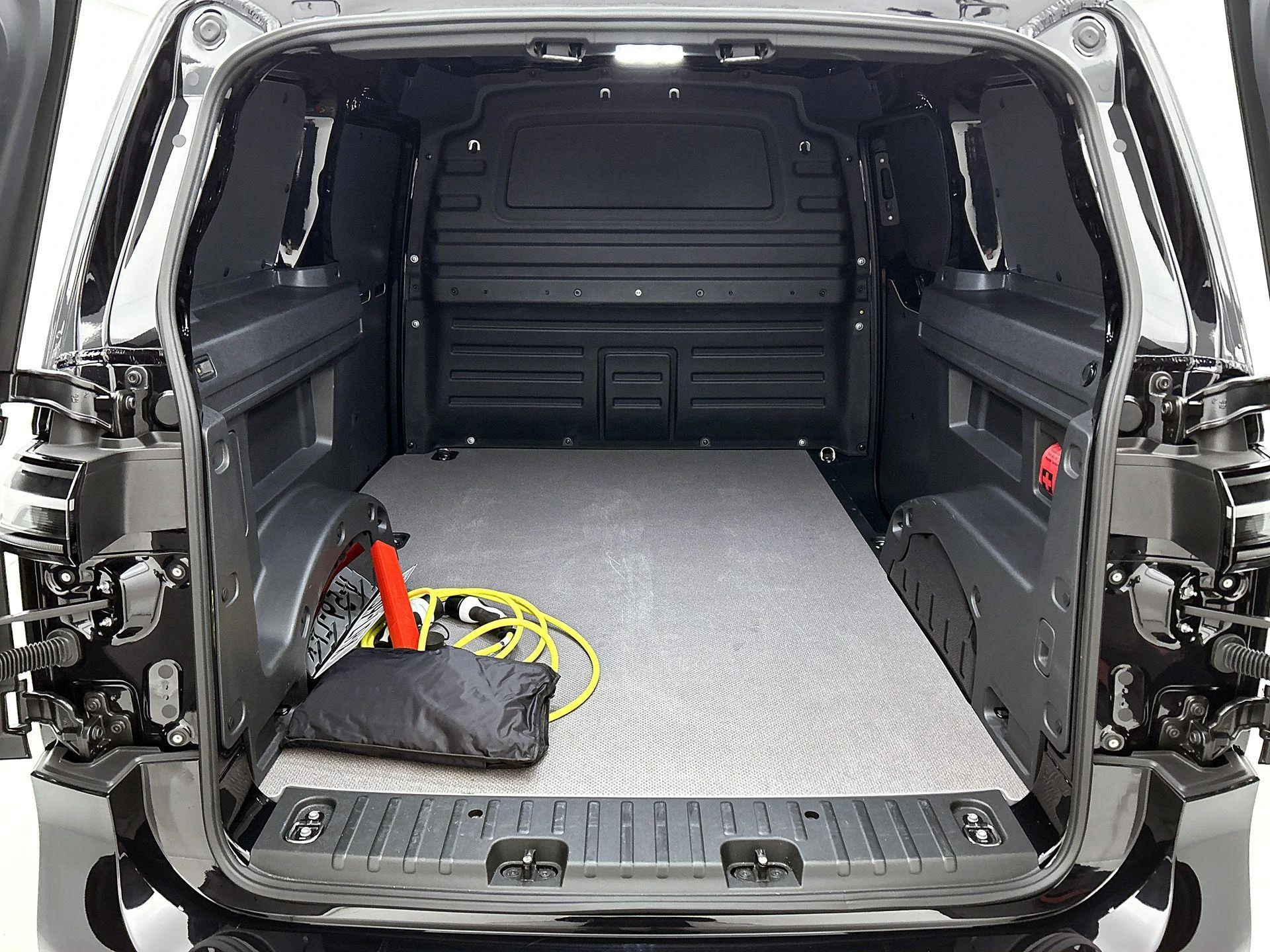 Volkswagen-ID. Buzz Cargo-image-25