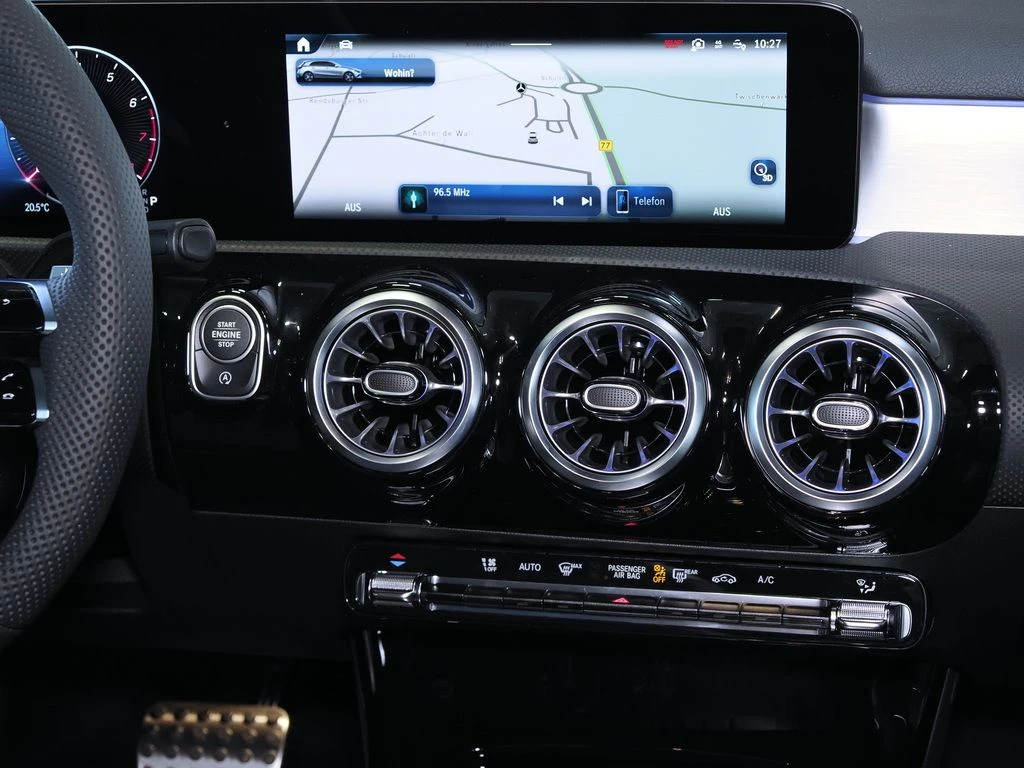 Mercedes-Benz-A-Klasse 180-image-8