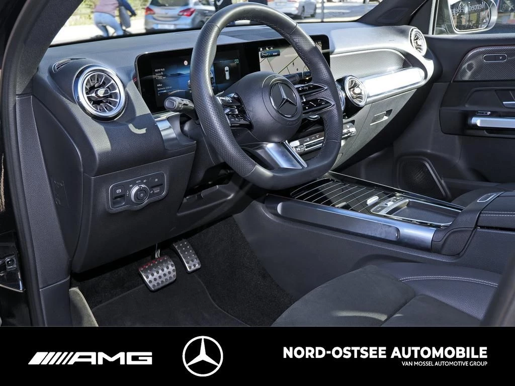 Mercedes-Benz GLB 200 d AMG ADVANCED+ PANO TEMPO 360° AHK MBUX AMG LineX247 GLB 200 d AMG ADVANCED+ PANO TEMPO 360° AHK MBUX AMG Line