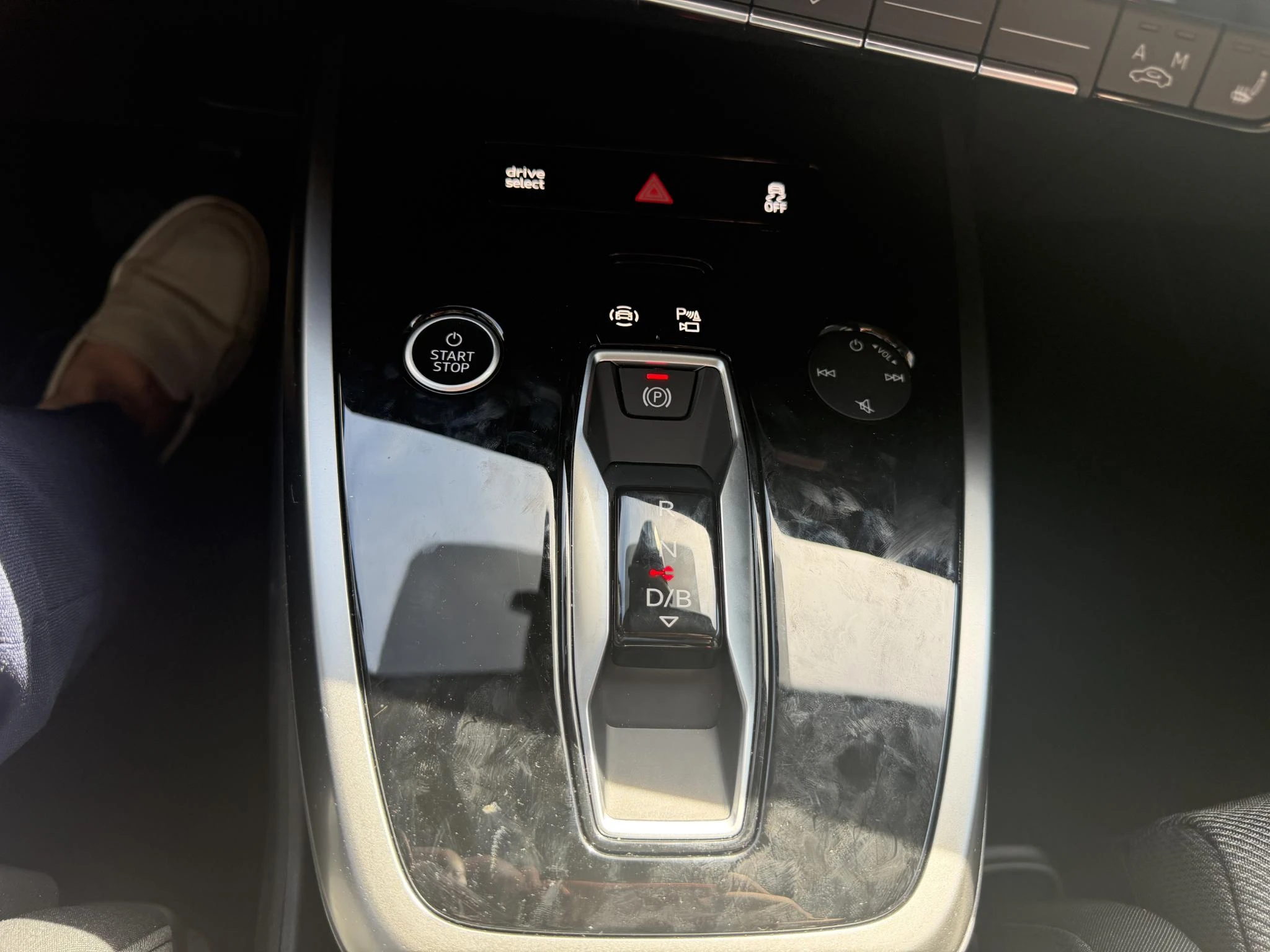 Audi-Q4 e-tron-image-20